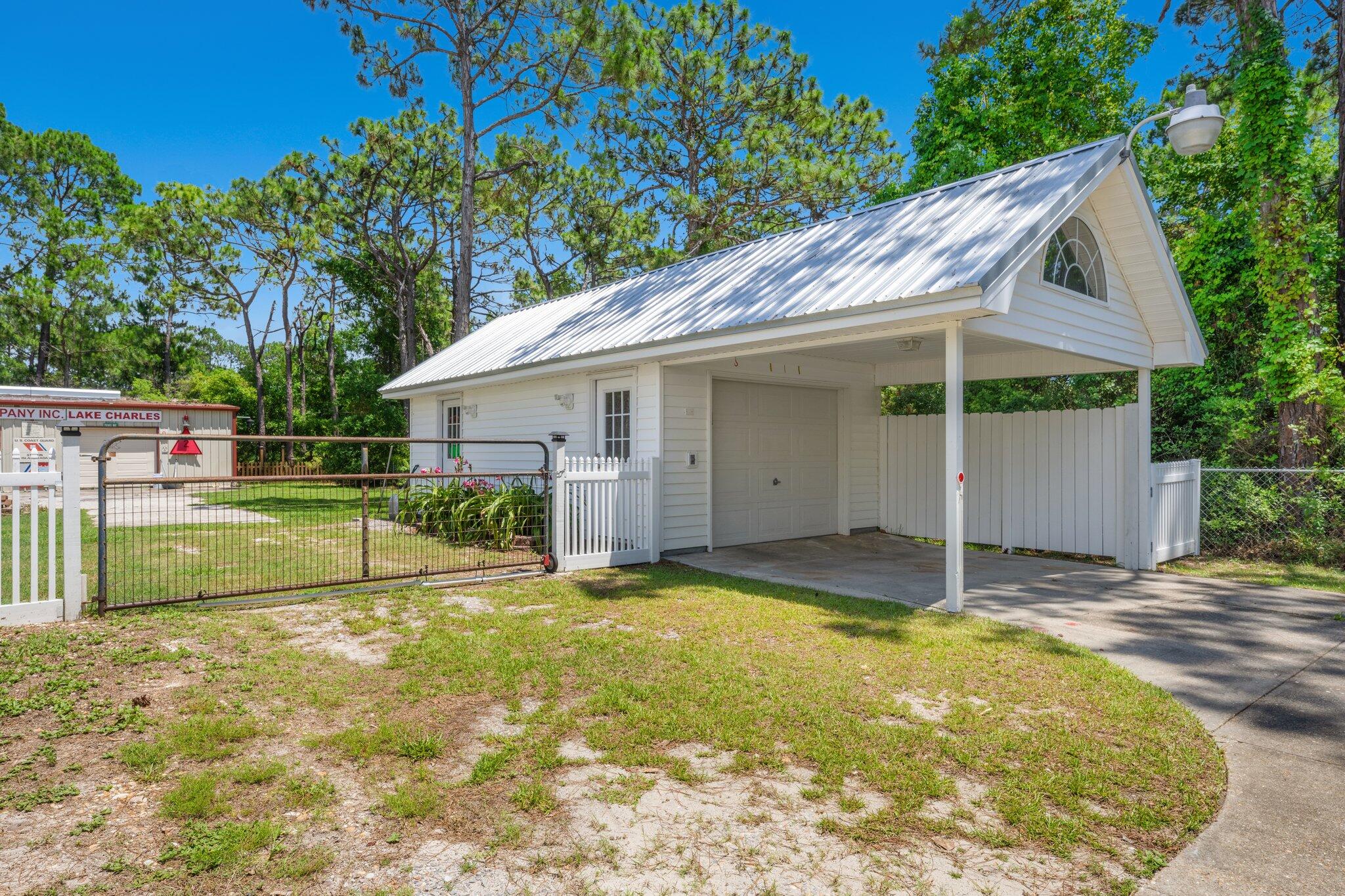 THOMAS DRIVE PARK UNIT 3 - Residential