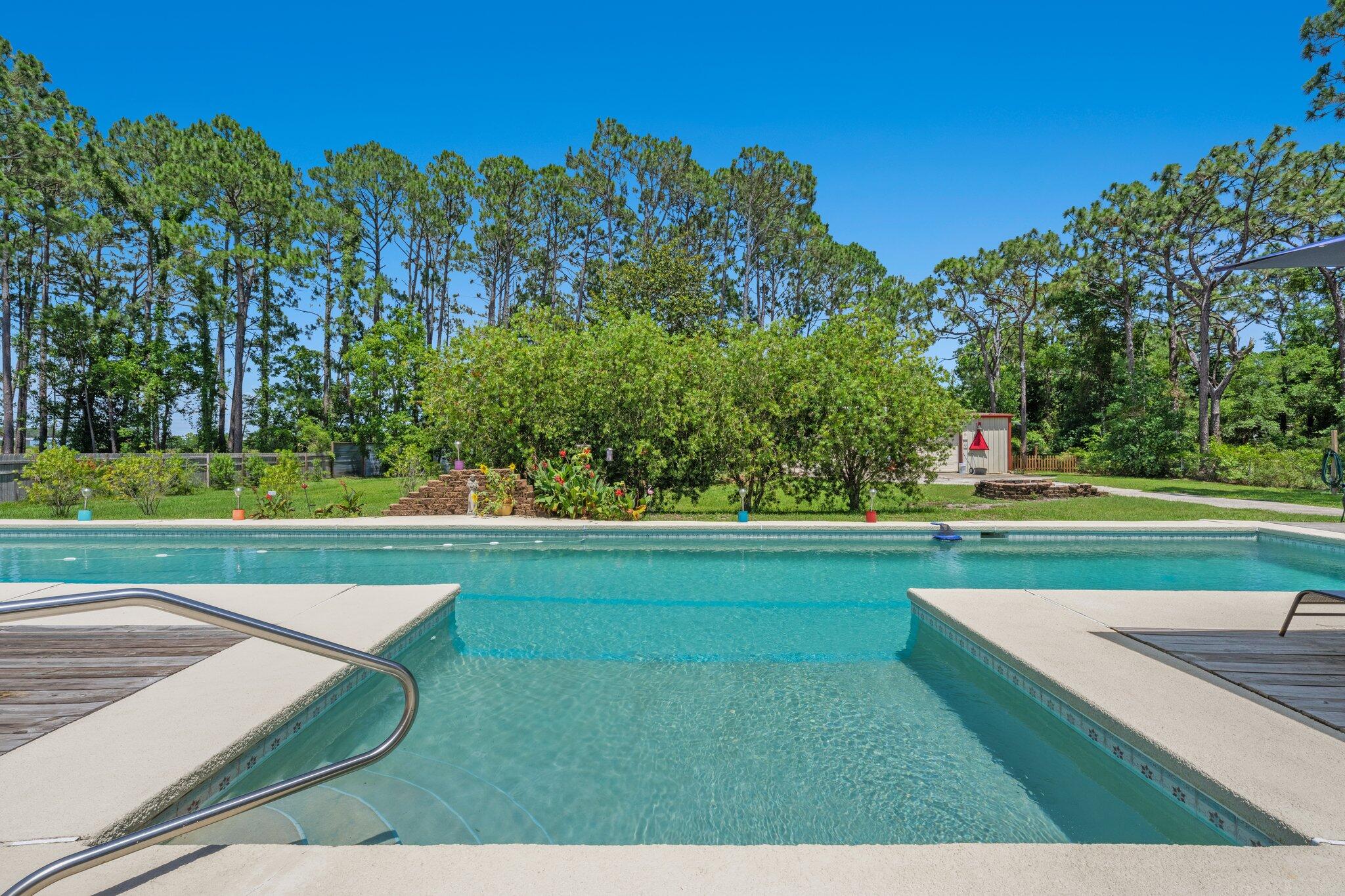 THOMAS DRIVE PARK UNIT 3 - Residential