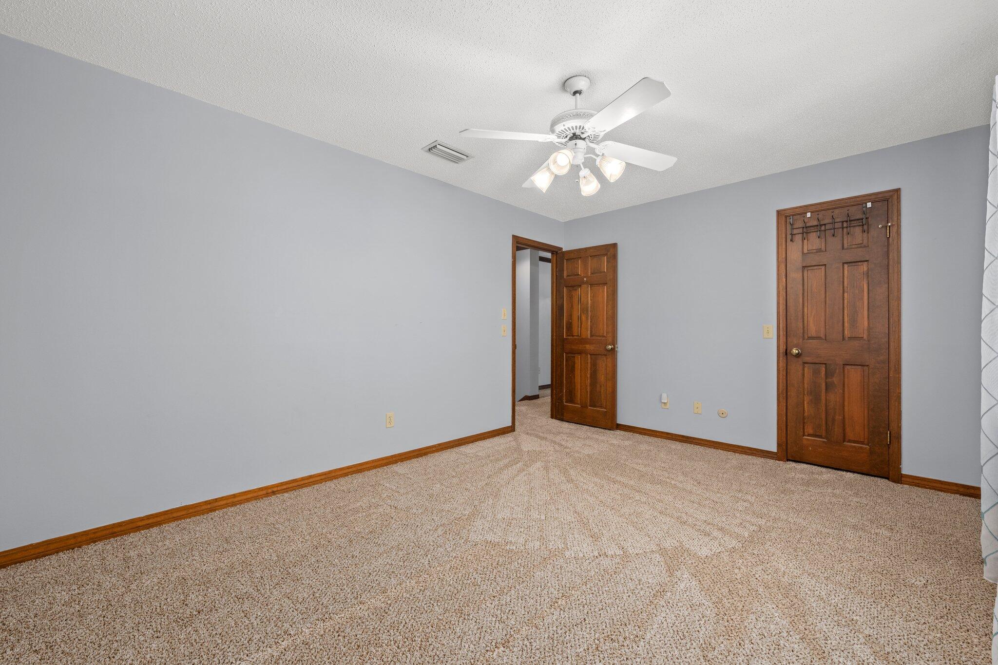 THOMAS DRIVE PARK UNIT 3 - Residential