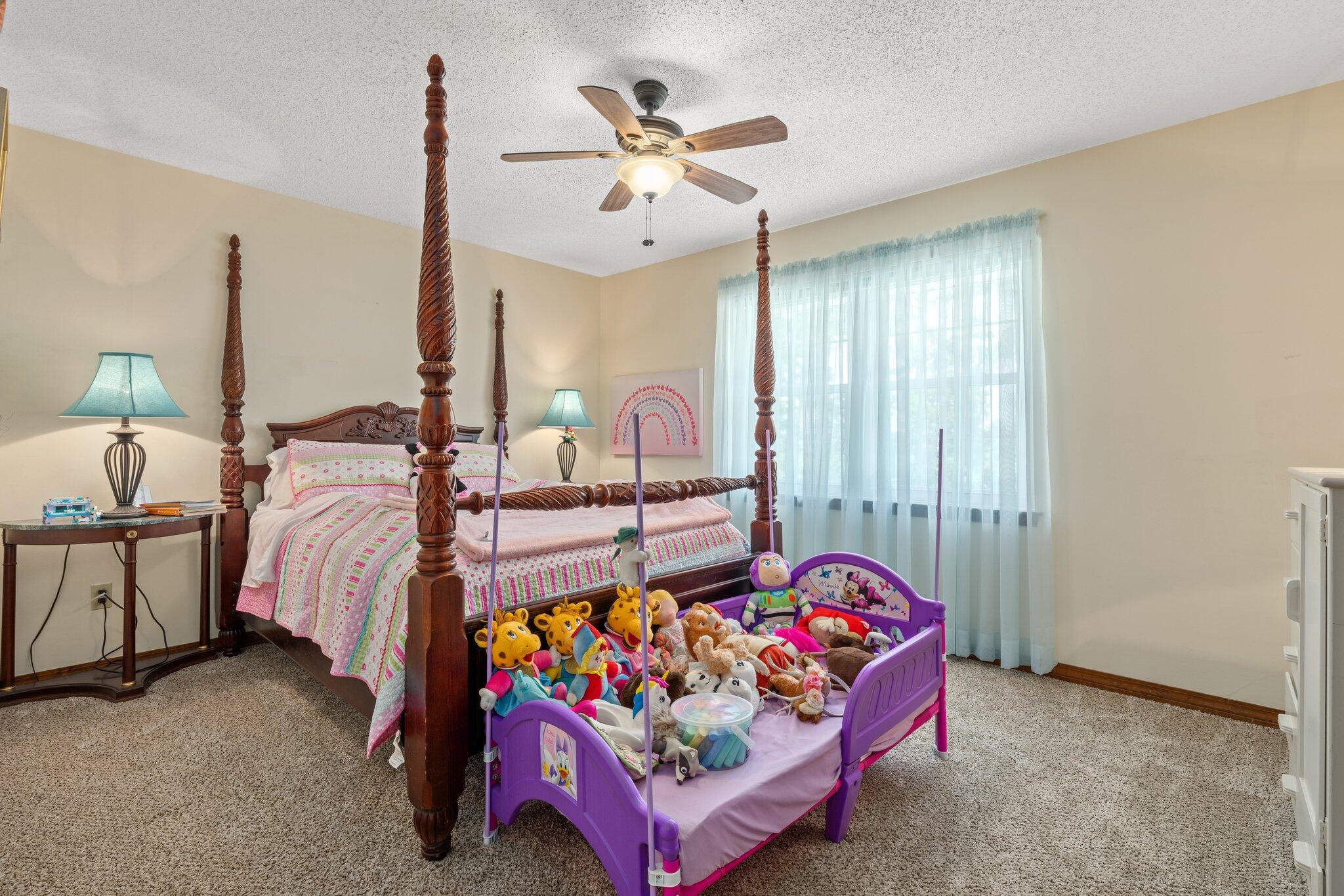 THOMAS DRIVE PARK UNIT 3 - Residential