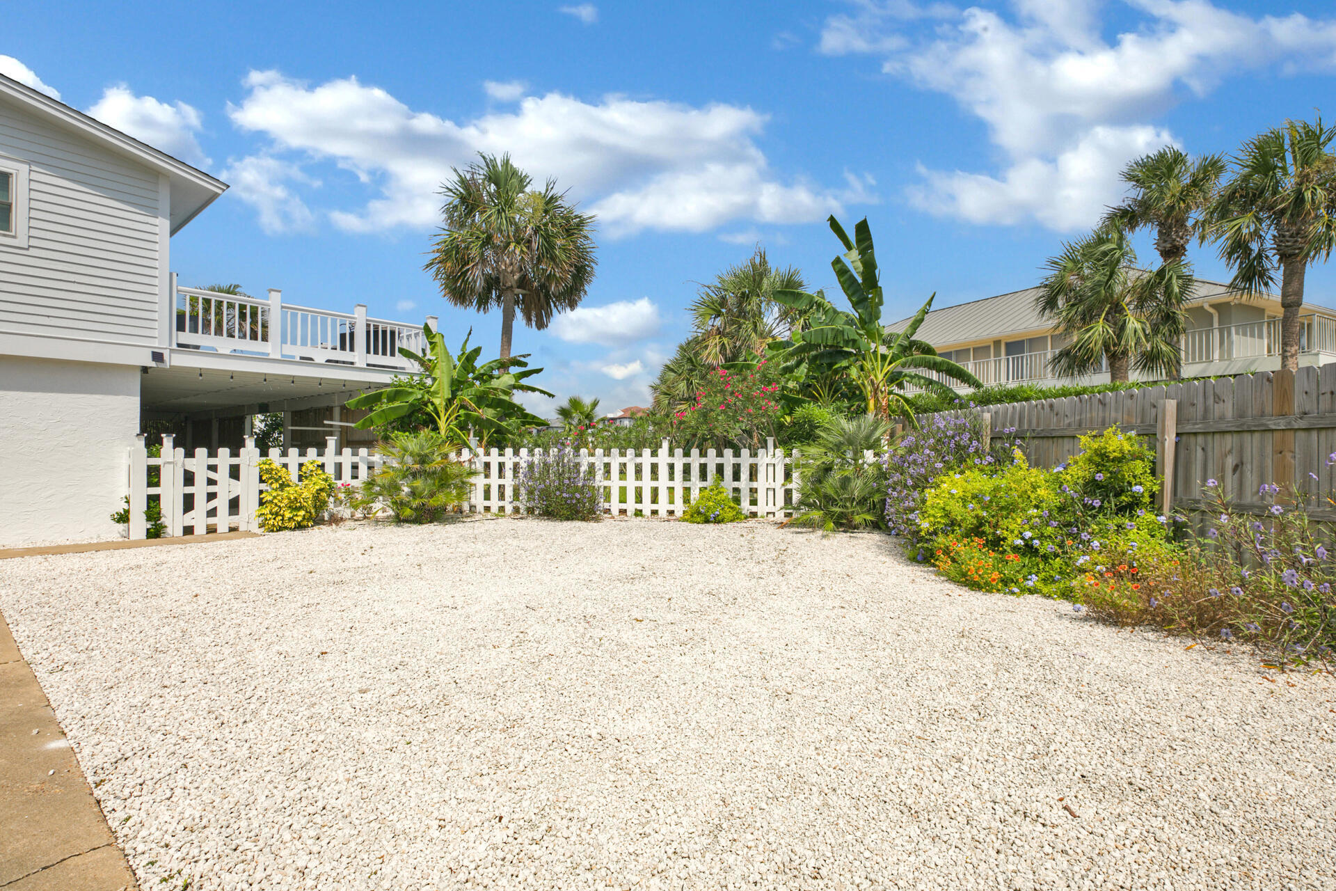 HOLIDAY ISLE - Residential