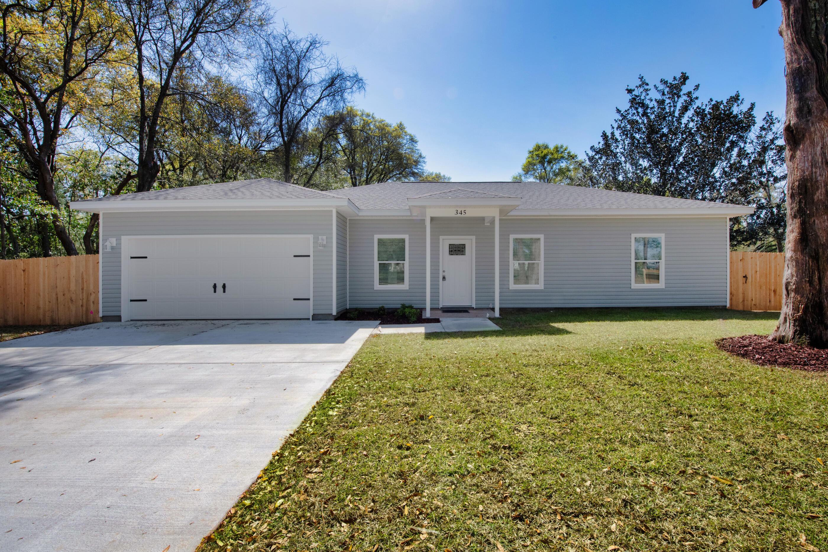 CRESTVIEW - Residential