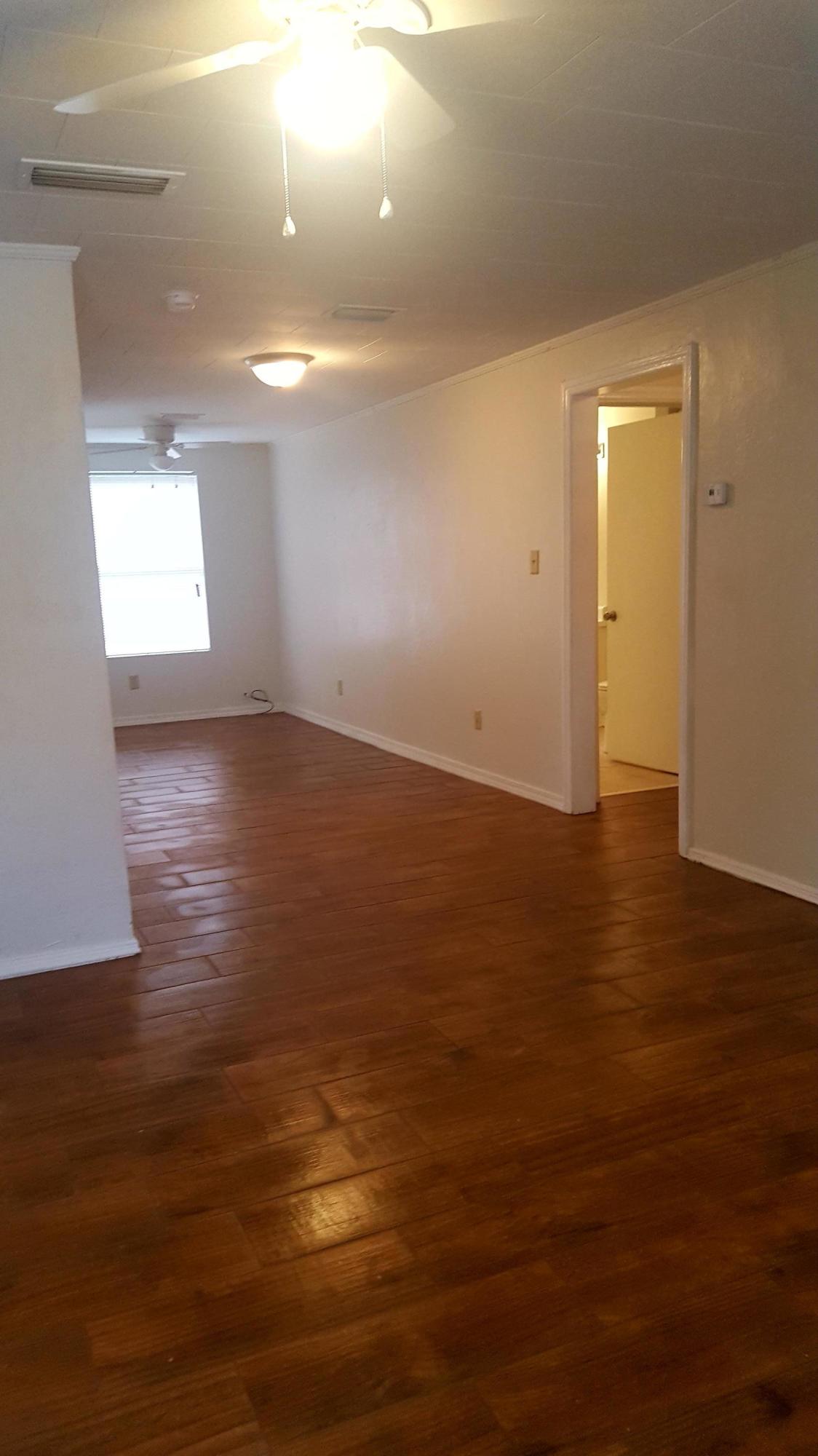 VALPARAISO PLAT 07 - Residential Lease