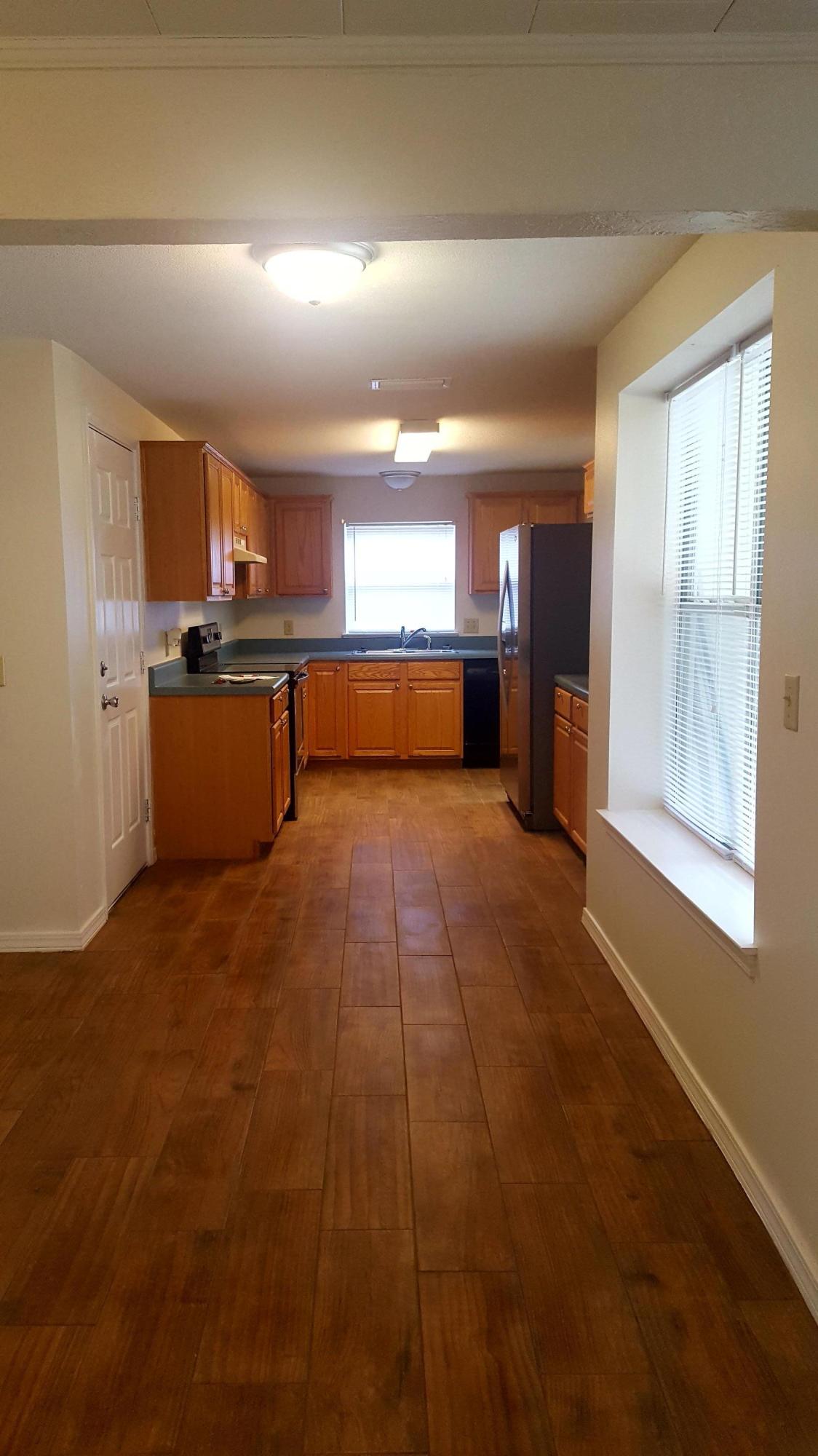 VALPARAISO PLAT 07 - Residential Lease
