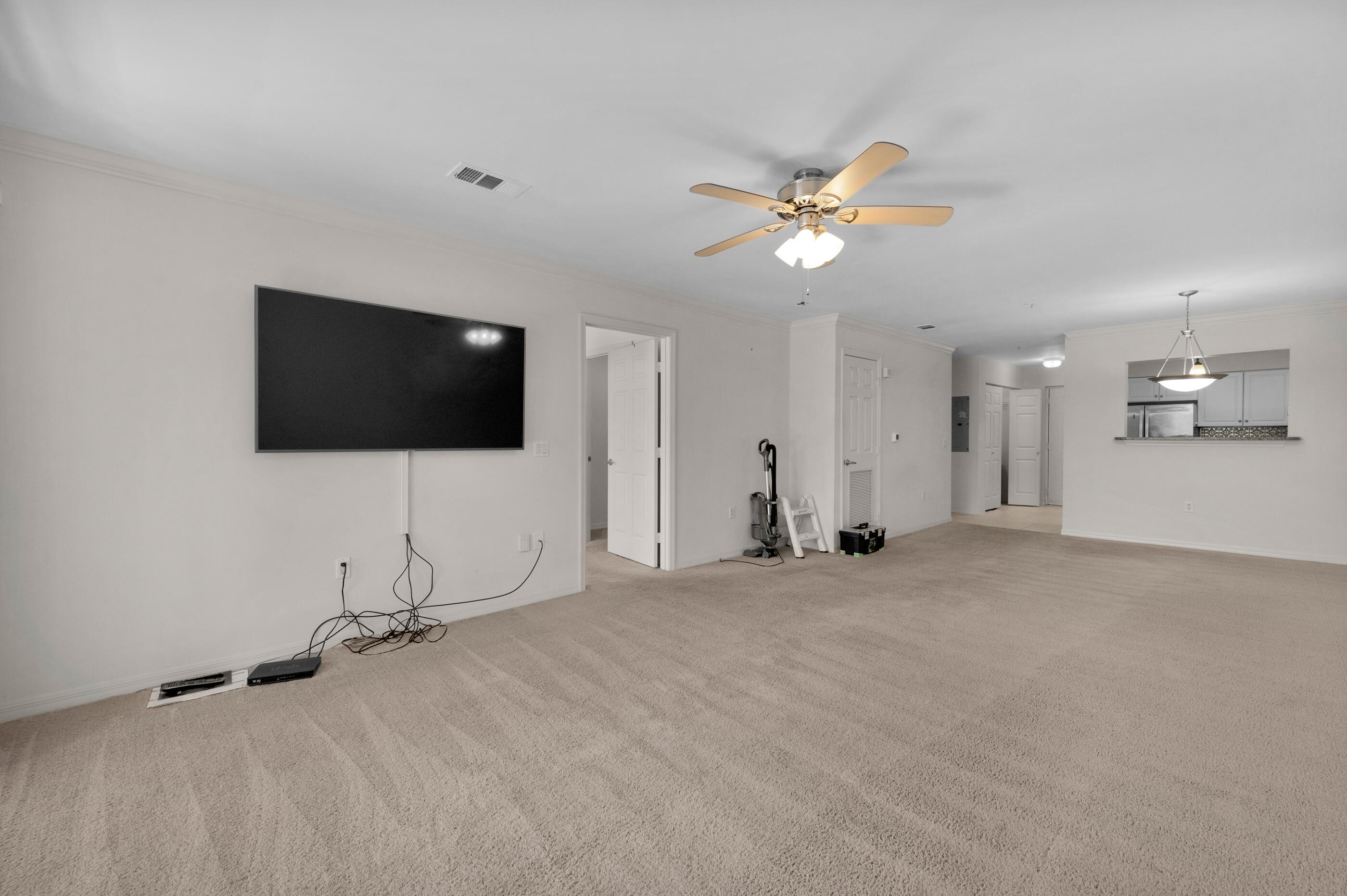 THE FLORIDA CLUB - Residential