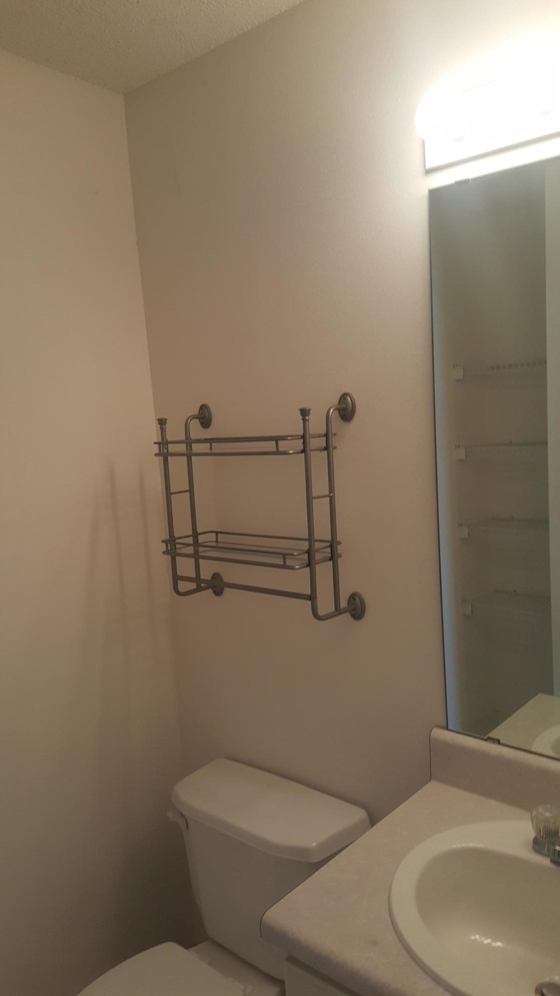 DOMENICAS COVE T/H - Residential Lease