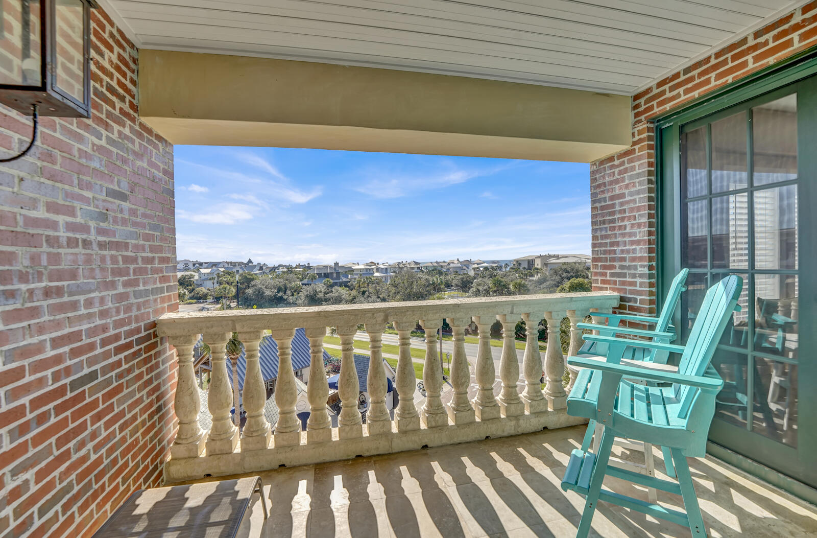 VILLAGE OF SOUTH WALTON BEACH - Residential