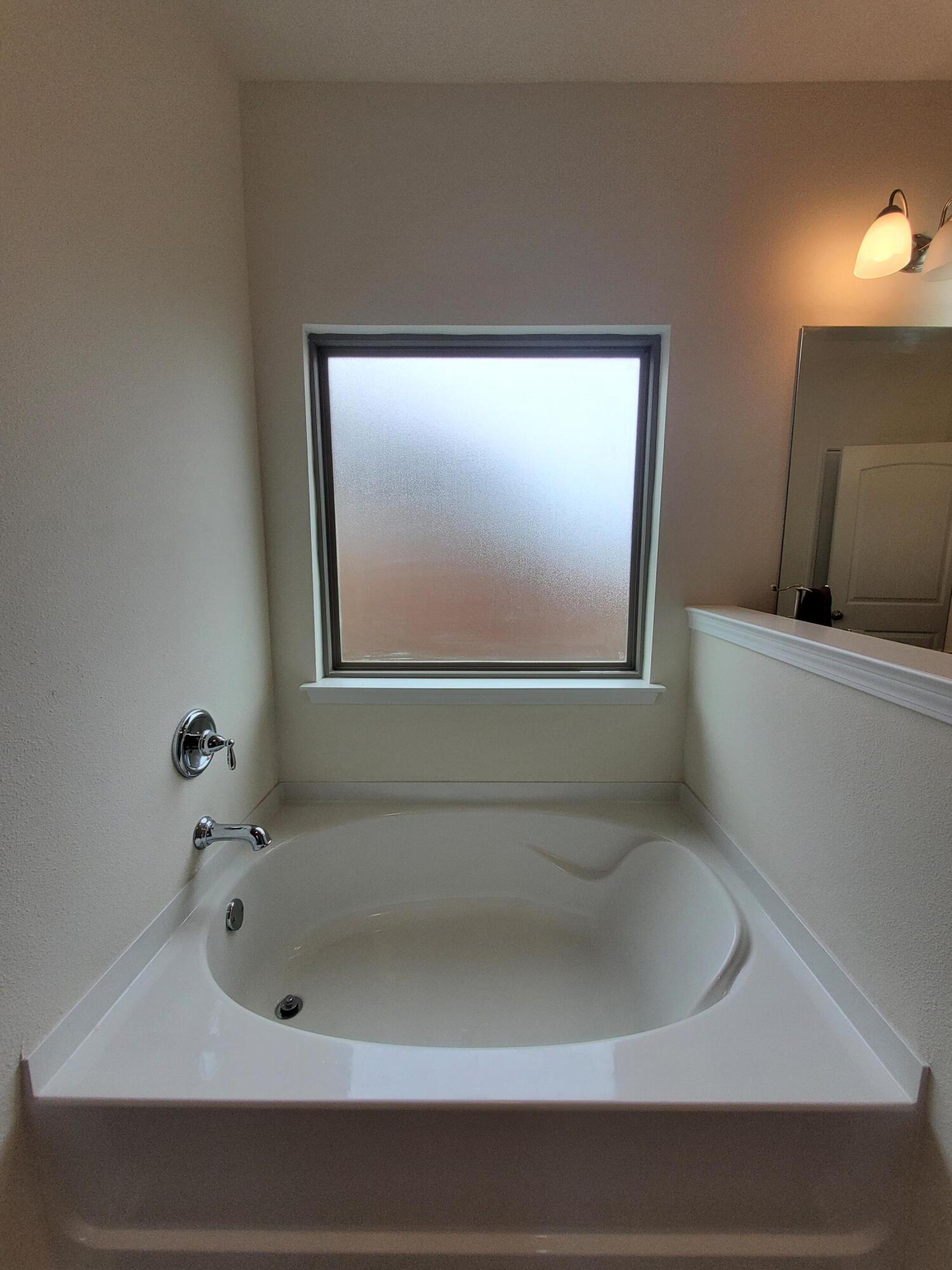 Redstone Commons - Residential Lease