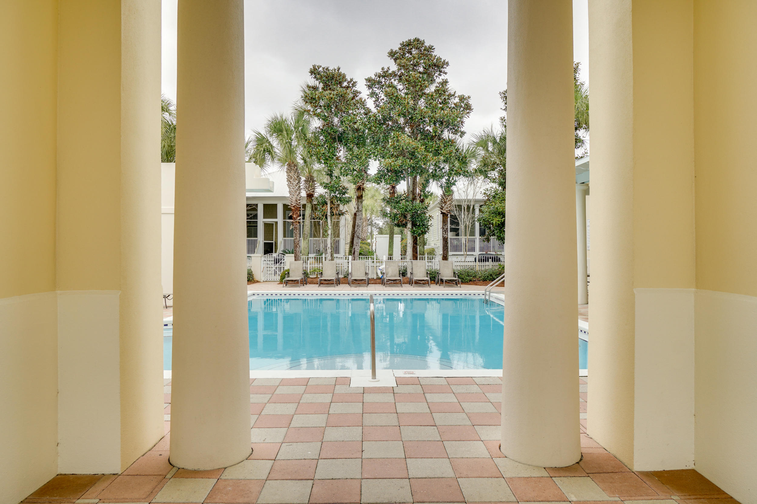 FRANGISTA BEACH 1ST ADDN - Residential