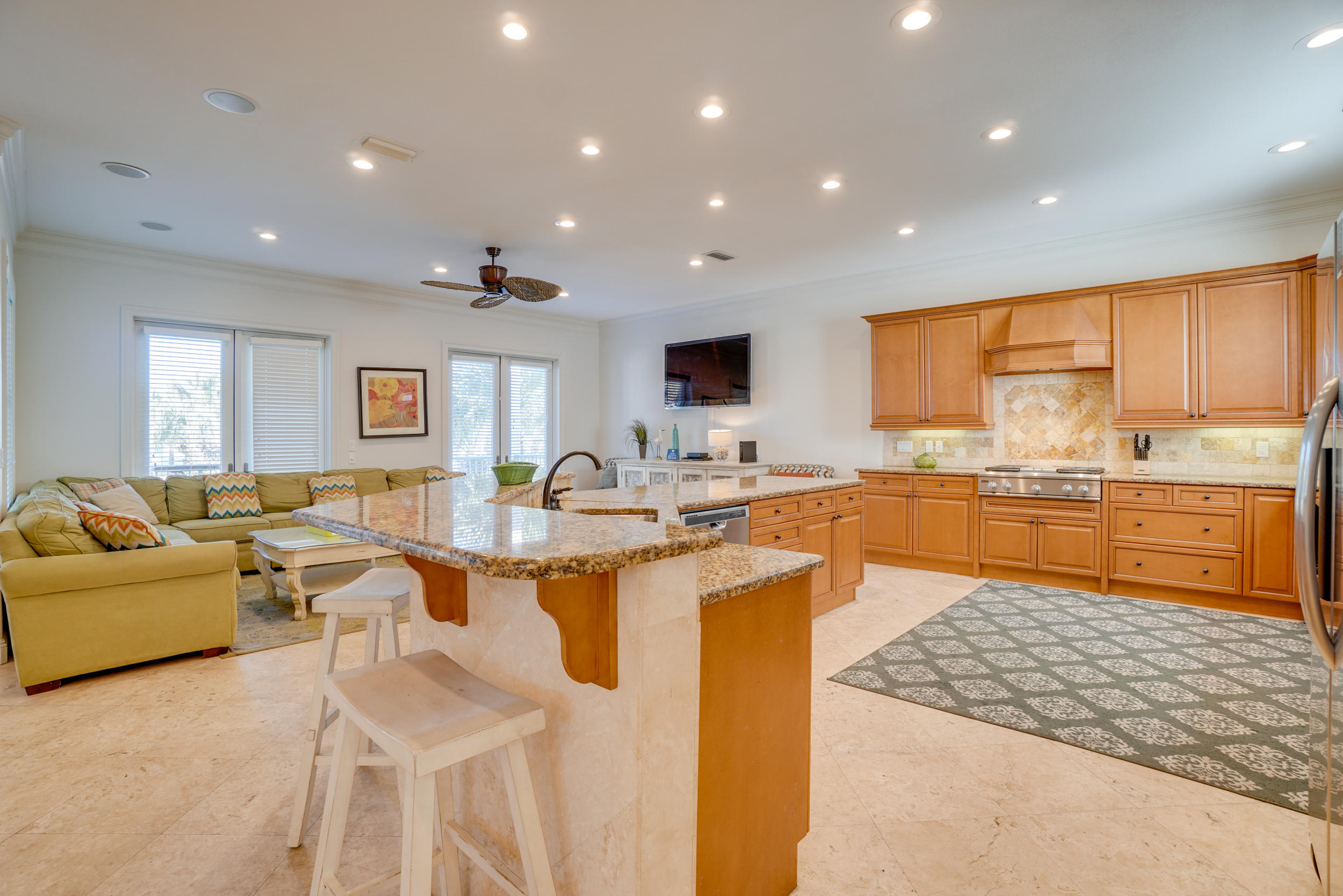 FRANGISTA BEACH 1ST ADDN - Residential