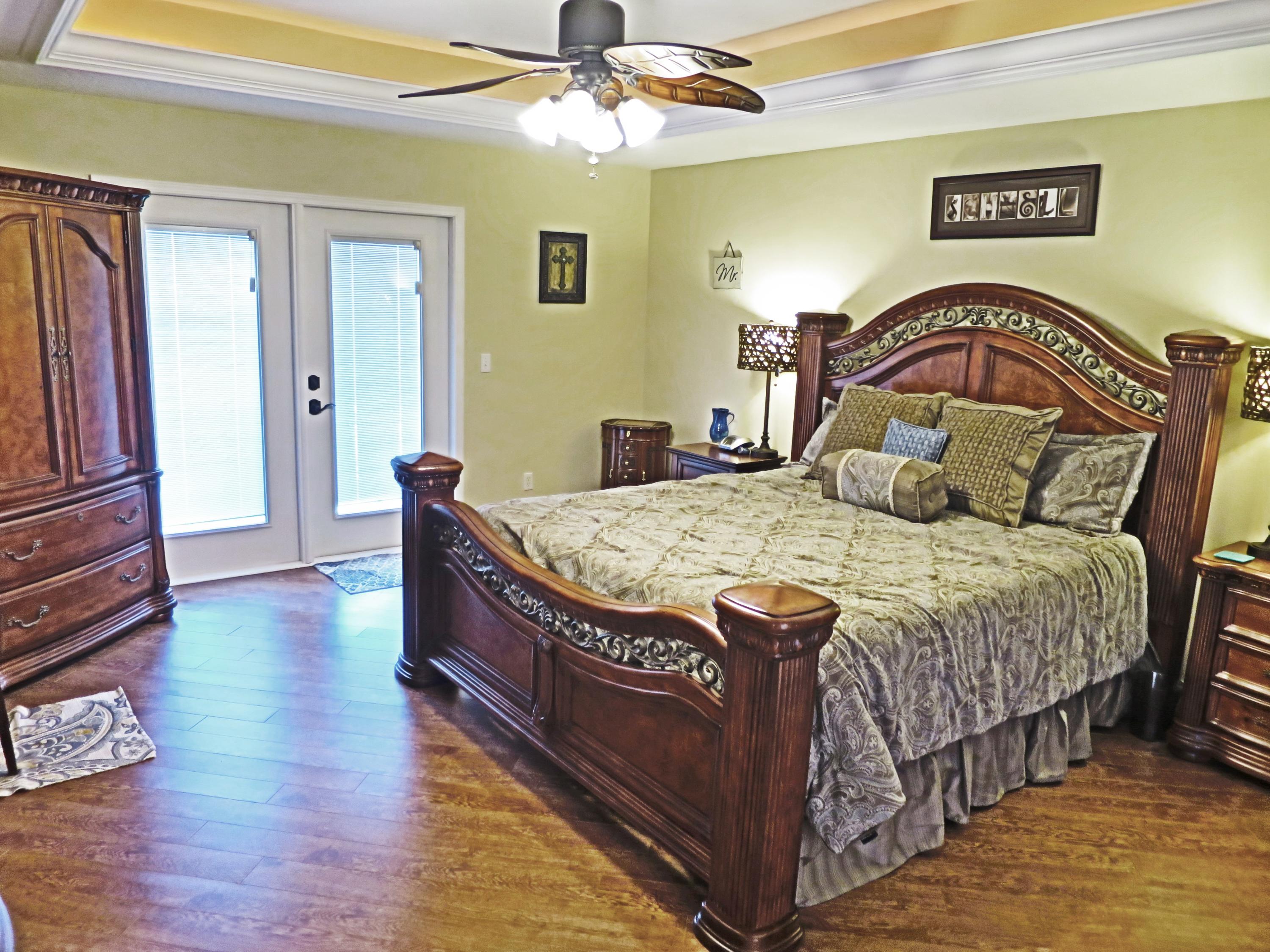 BRIDGEPORT COLONY - Residential Lease