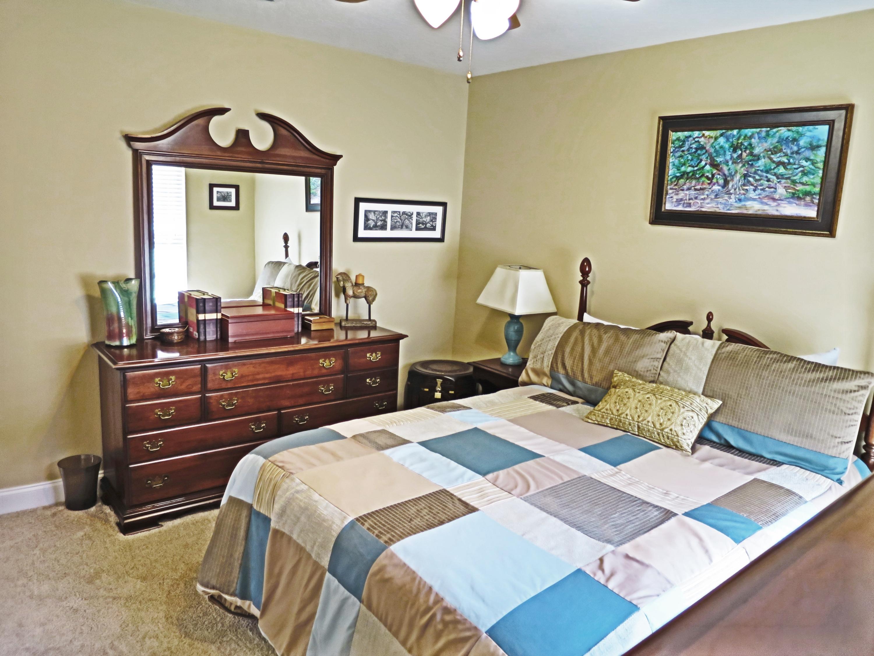 BRIDGEPORT COLONY - Residential Lease