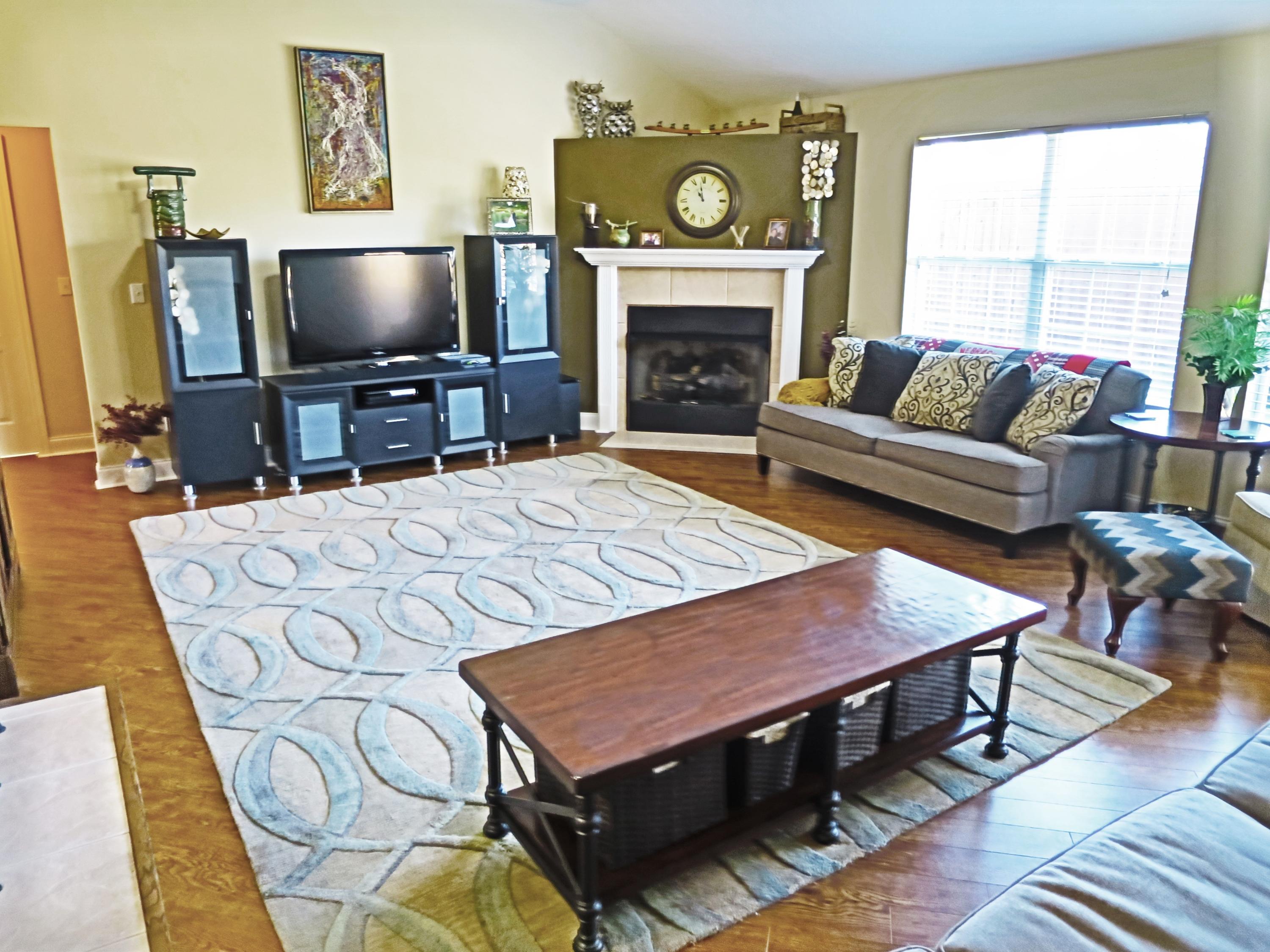 BRIDGEPORT COLONY - Residential Lease