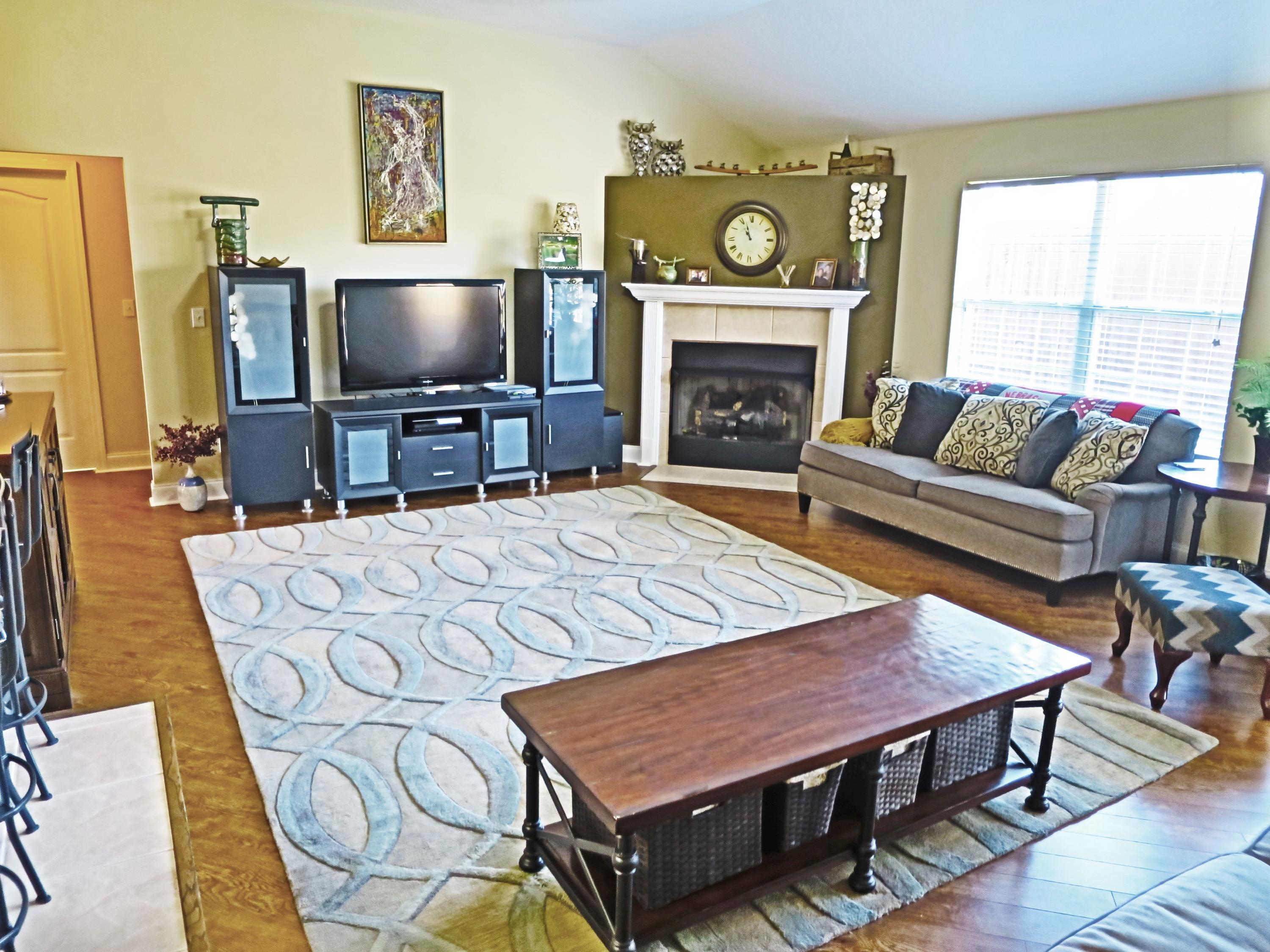 BRIDGEPORT COLONY - Residential Lease
