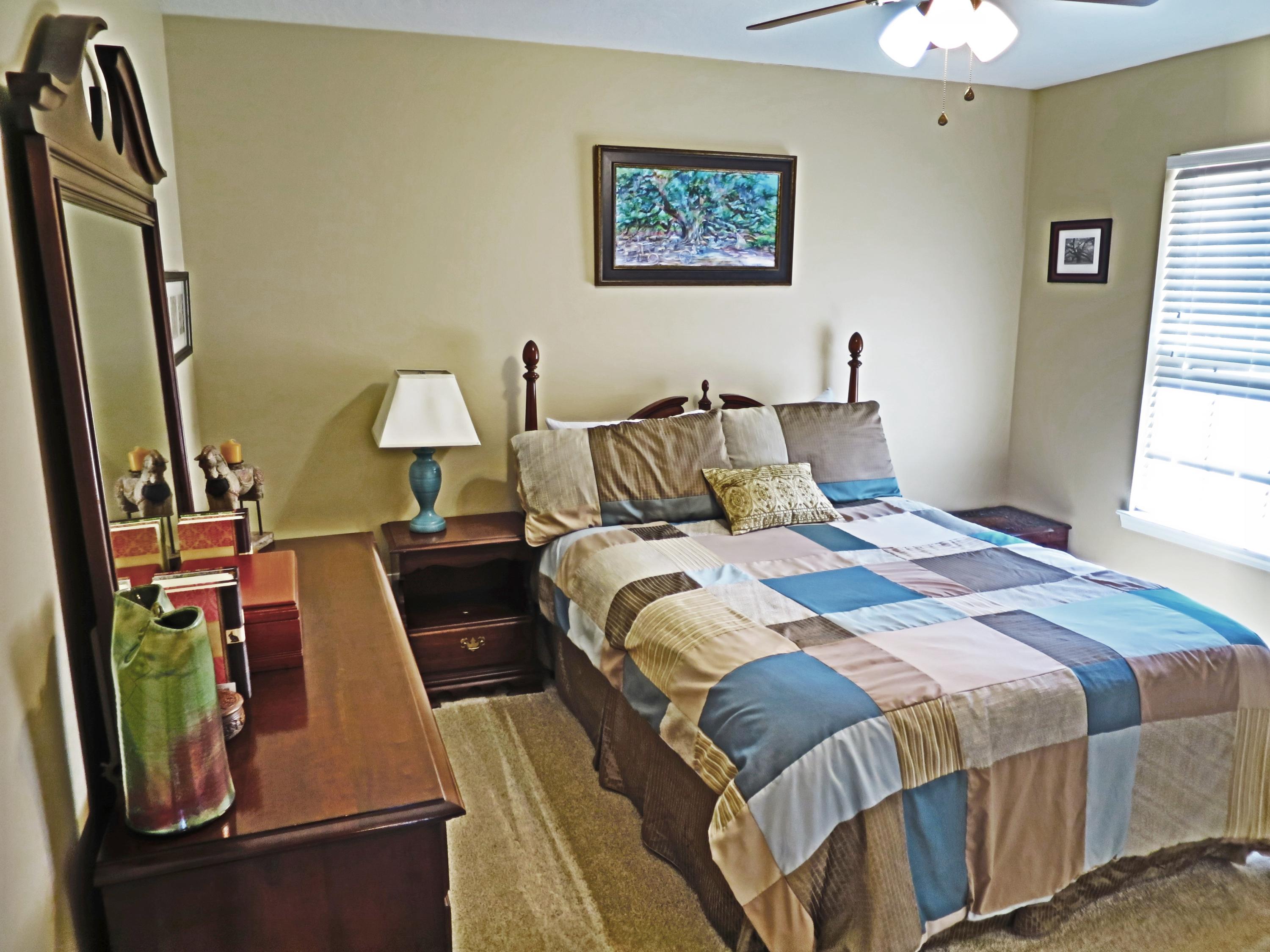 BRIDGEPORT COLONY - Residential Lease