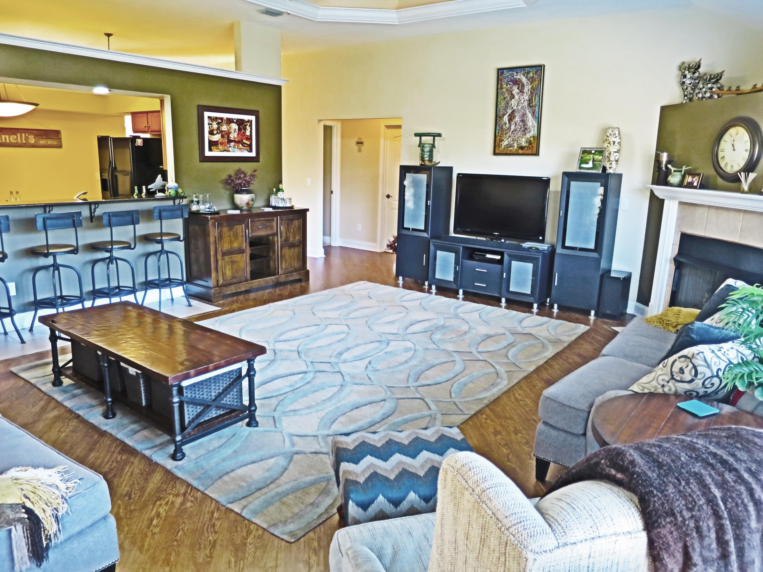 BRIDGEPORT COLONY - Residential Lease