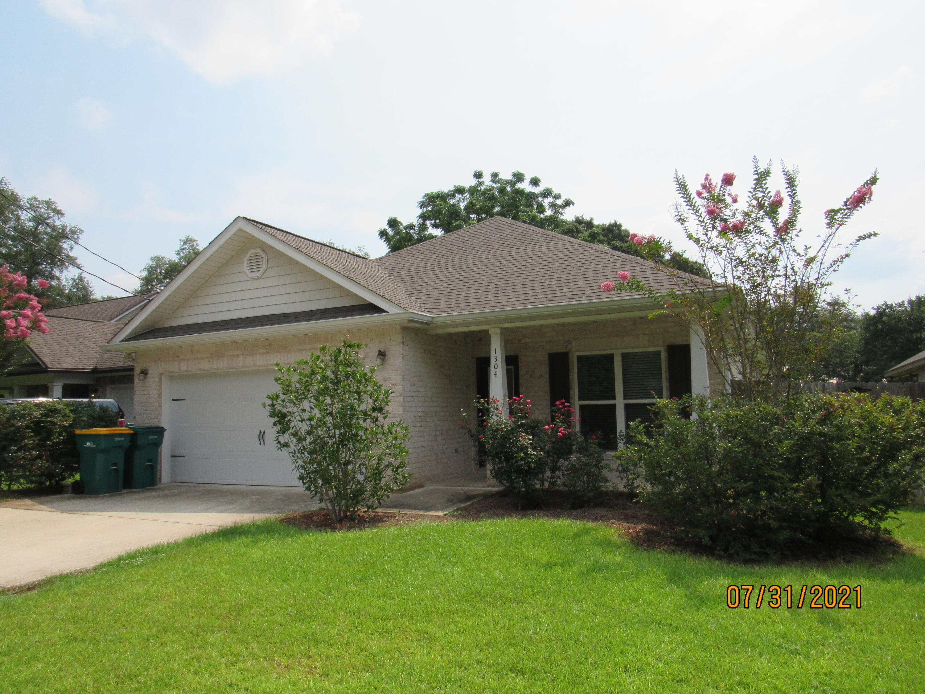 UNRECORDED SUBDIVISION - Residential Lease