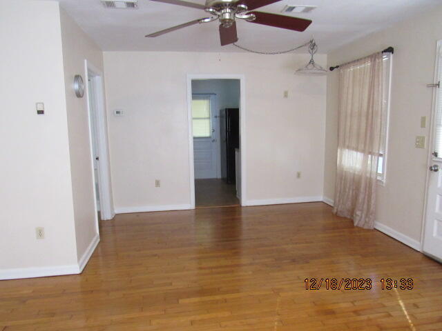 GARNIERS BEACH - Residential Lease