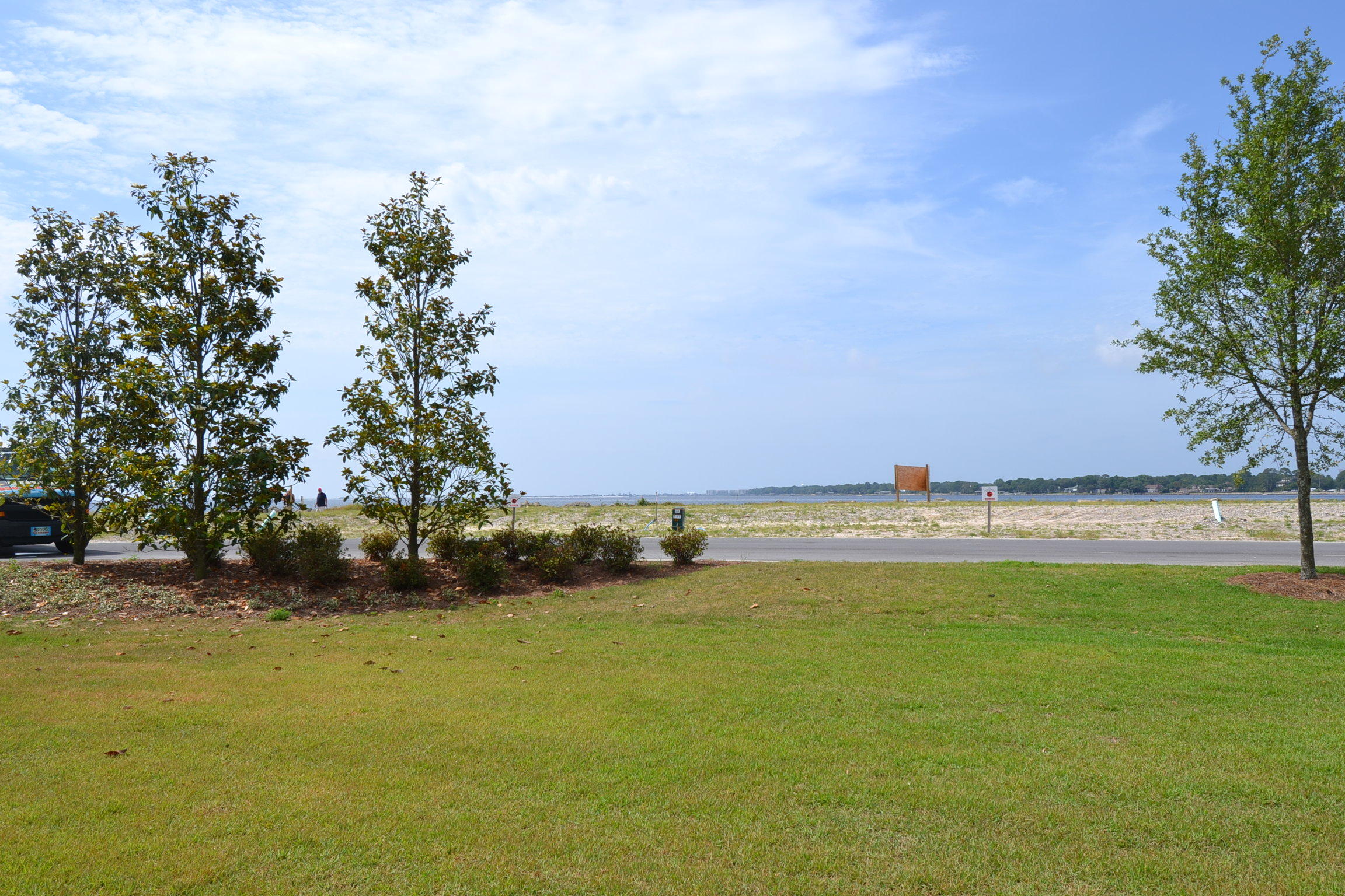 The Pointe - Land