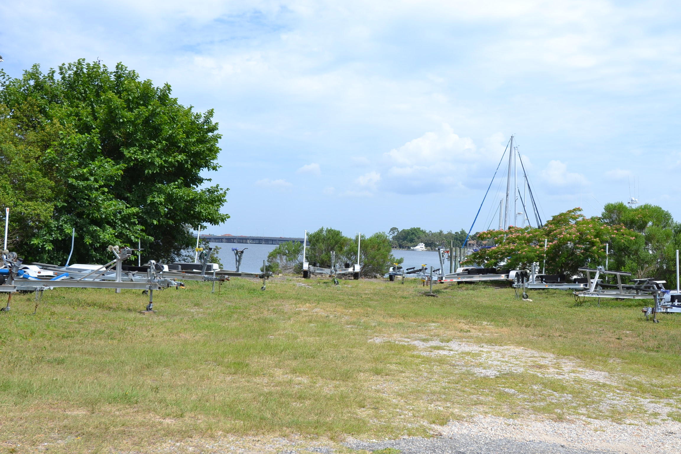 The Pointe - Land