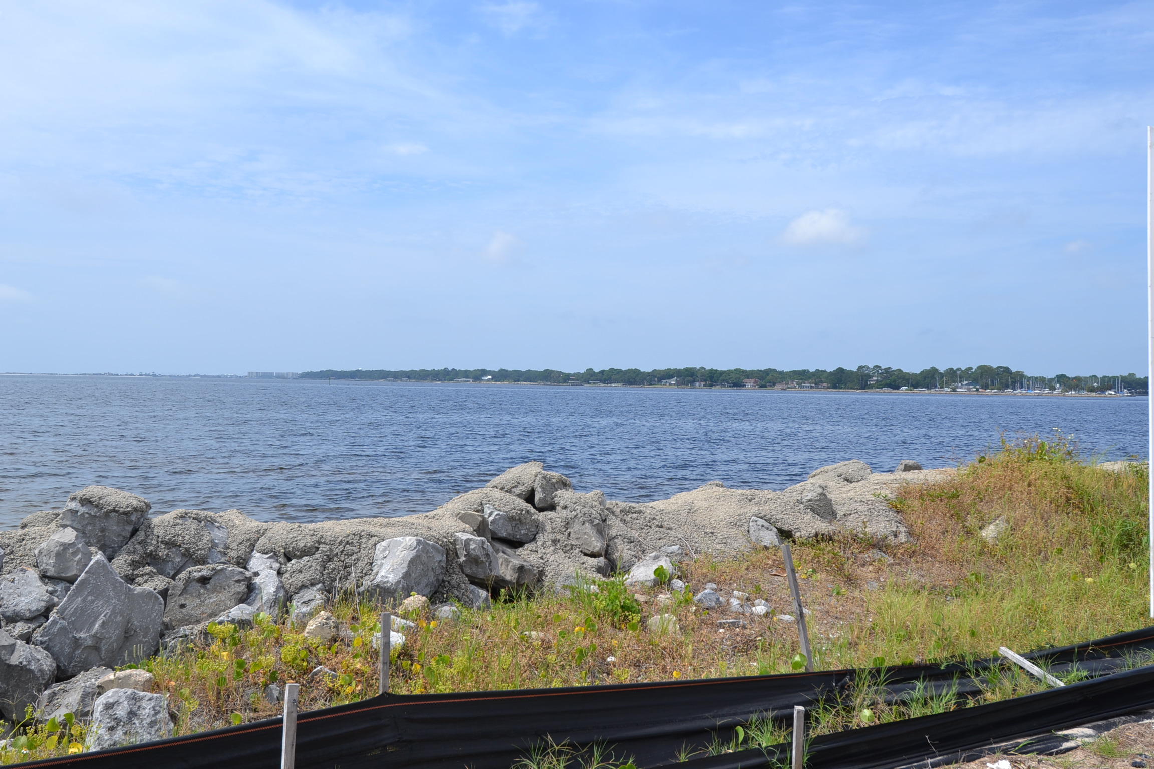 The Pointe - Land