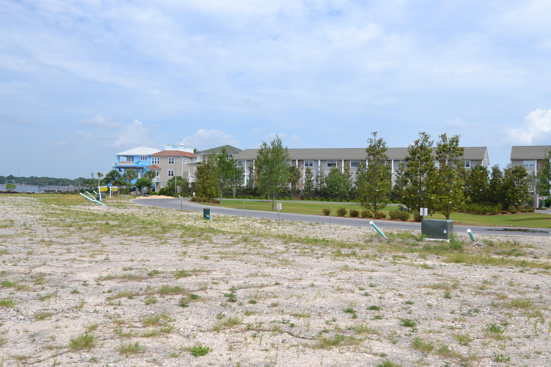 The Pointe - Land