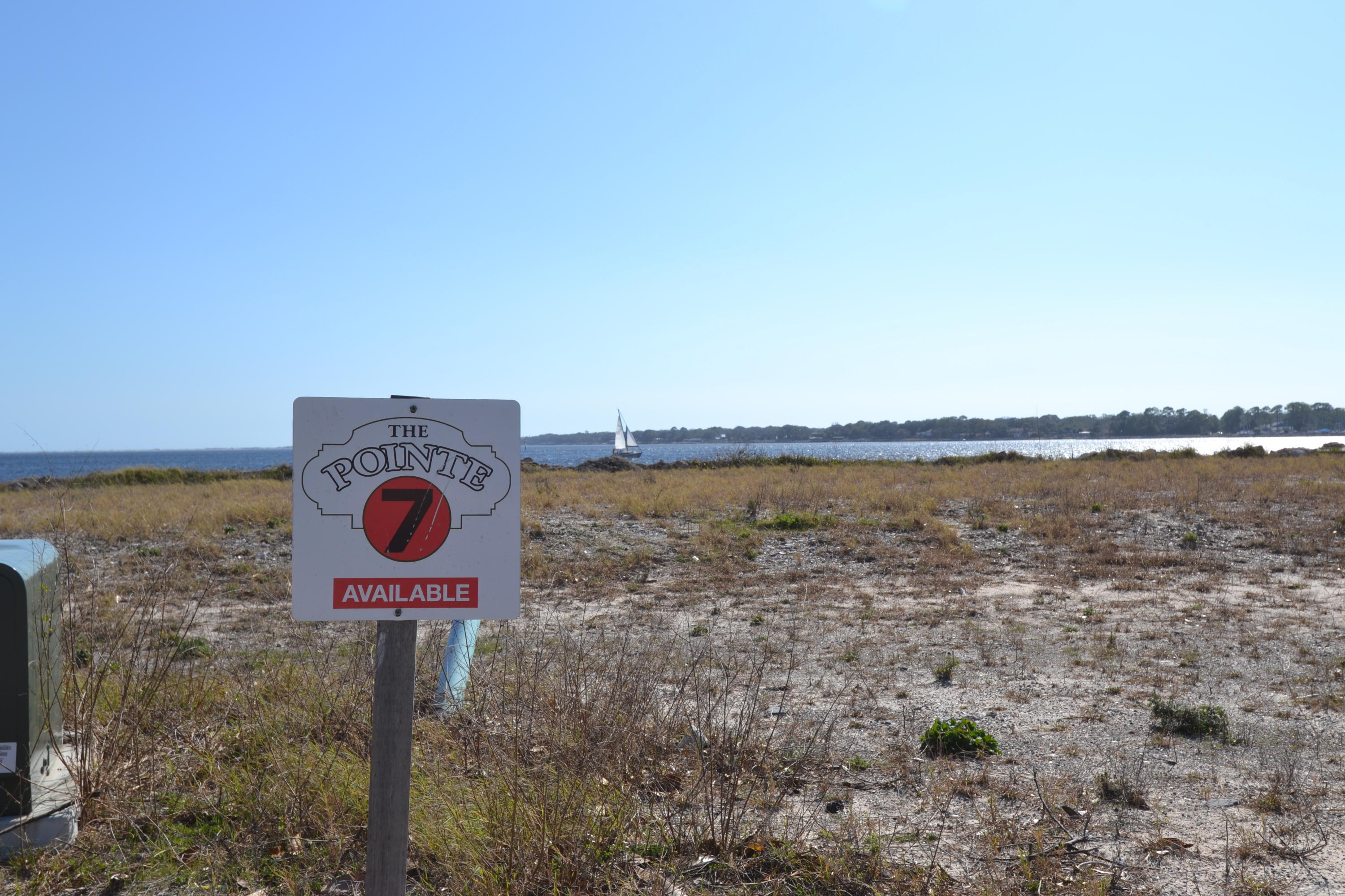 The Pointe - Land