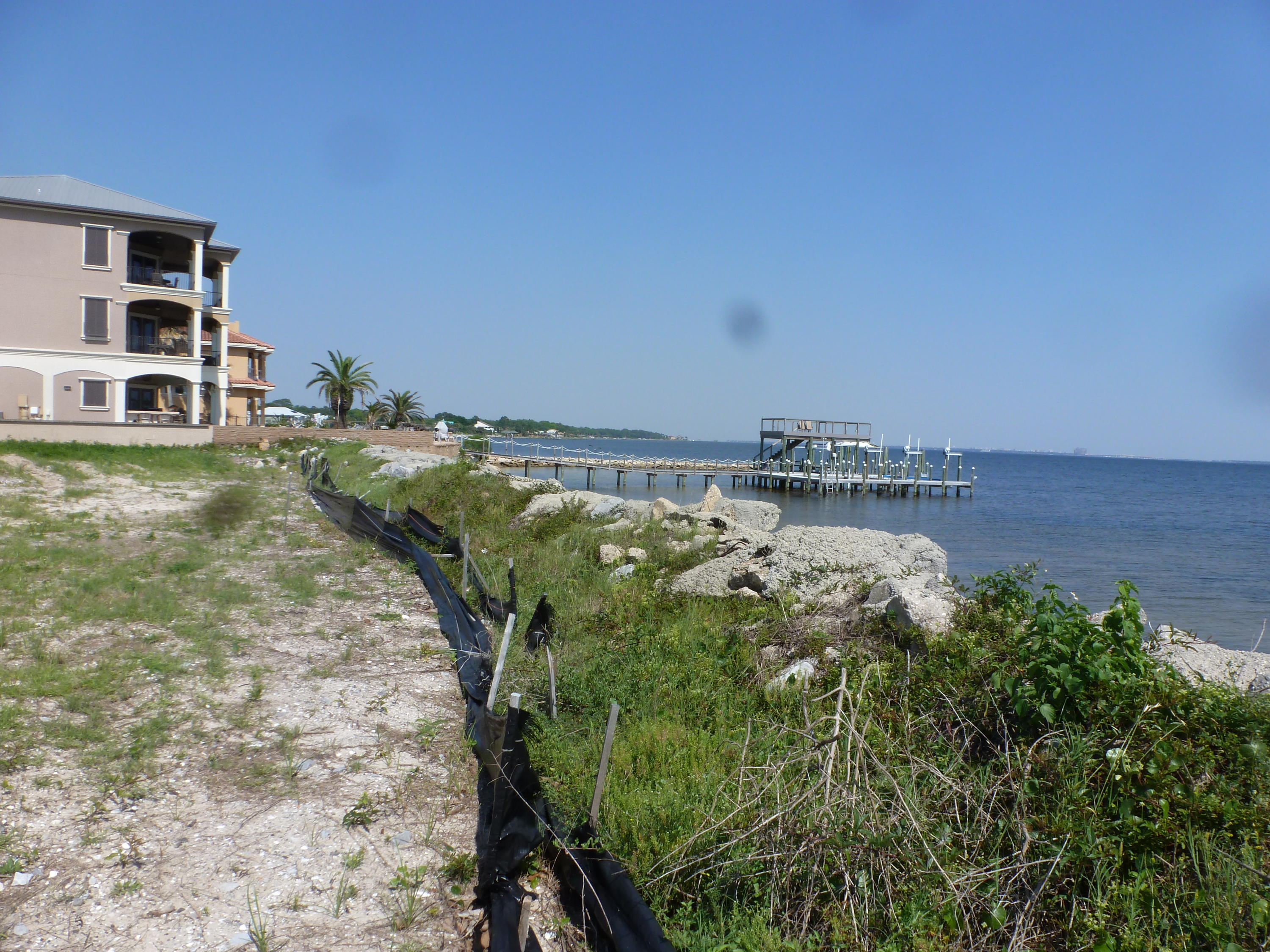 The Pointe - Land