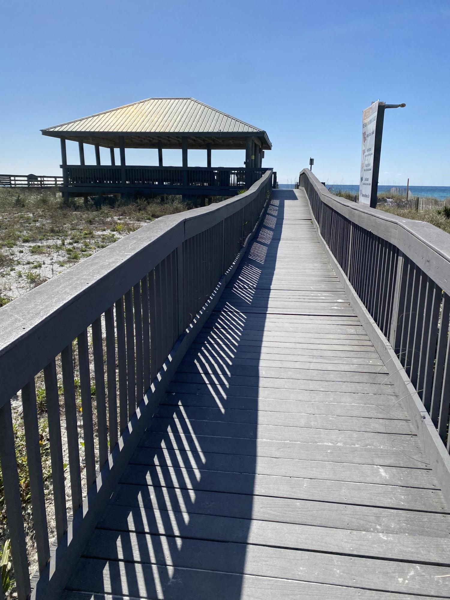 GULF PINES - Land