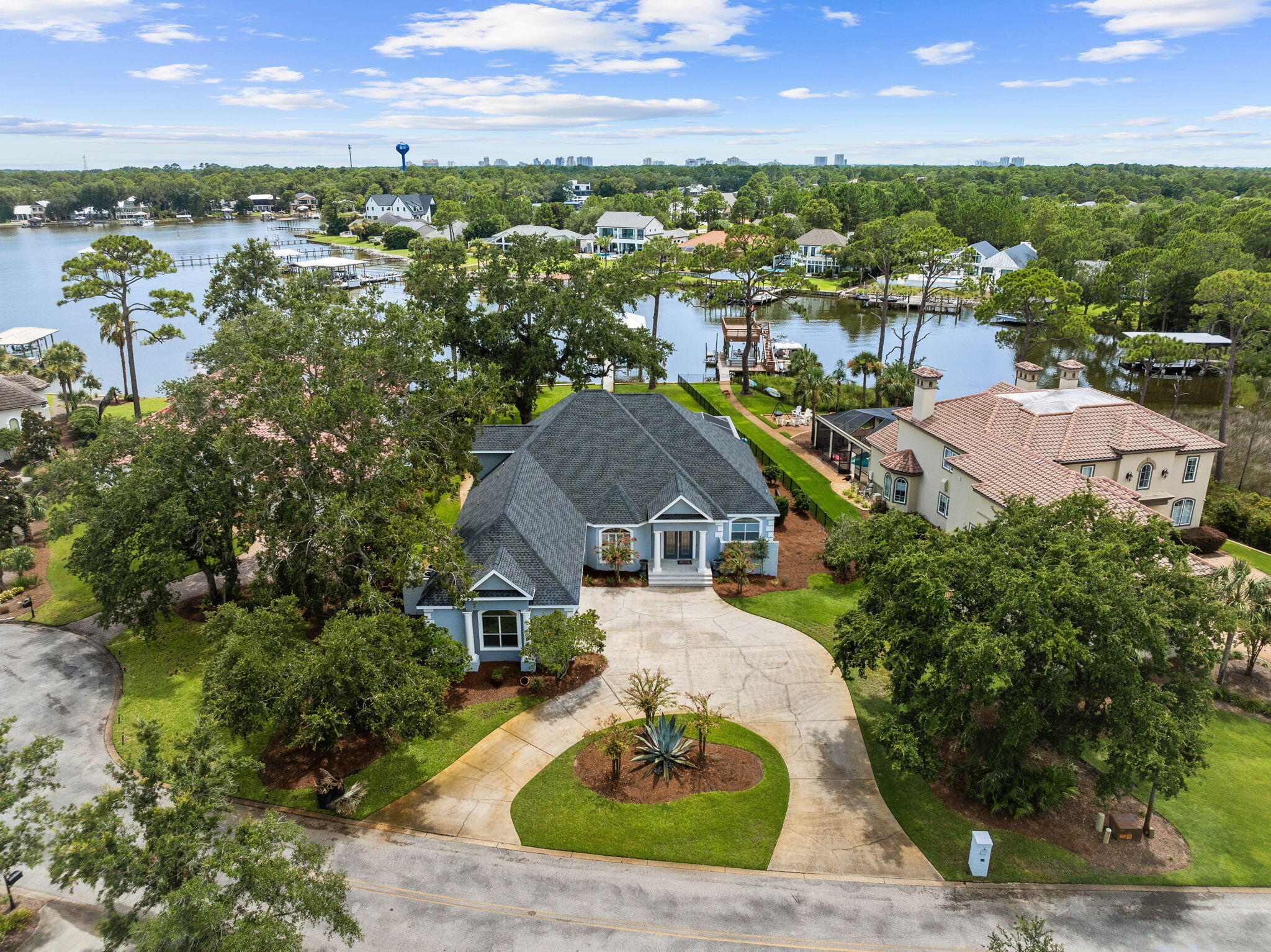 Grand Cove in Driftwood Estates - Residential