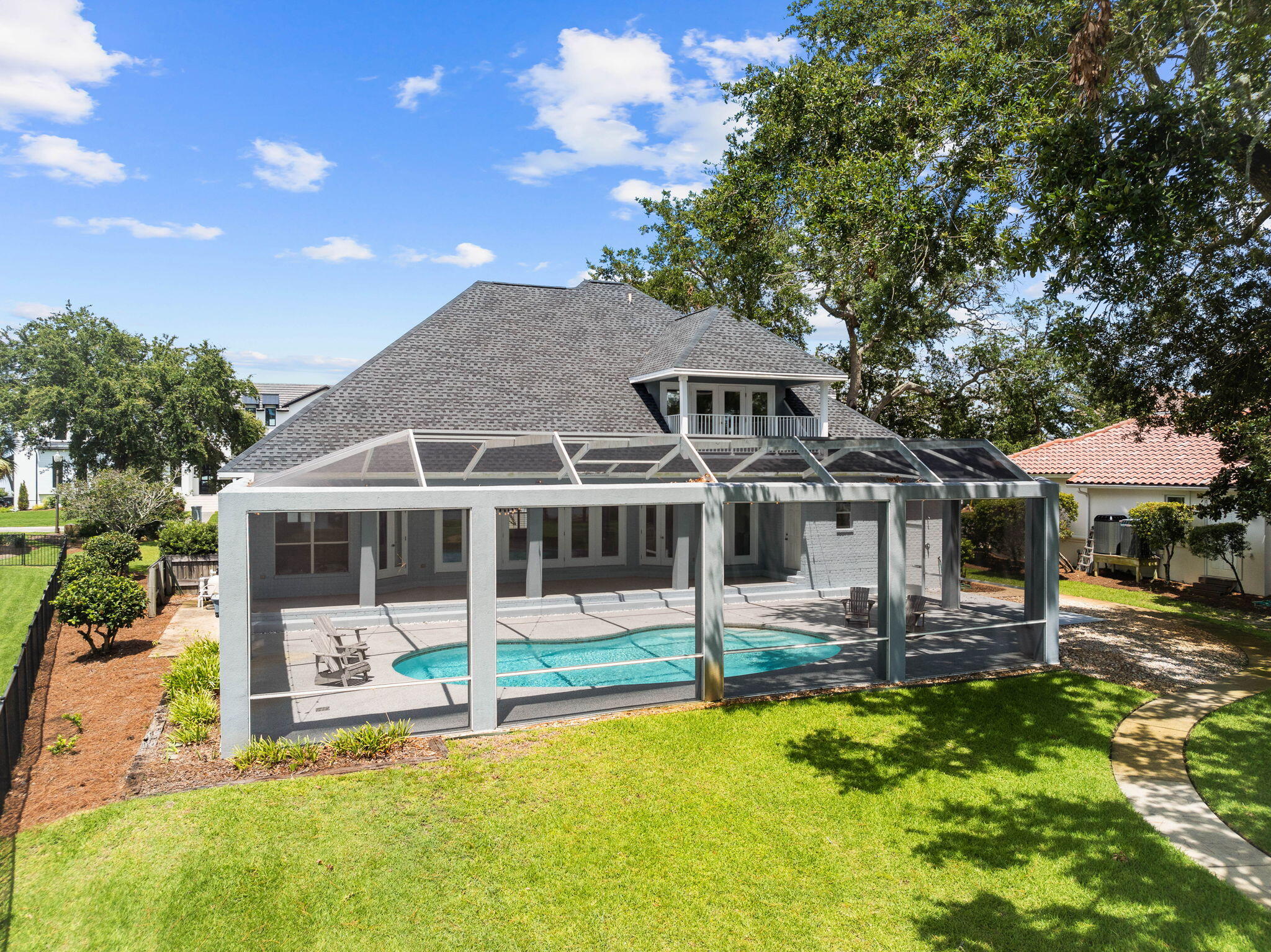 Grand Cove in Driftwood Estates - Residential