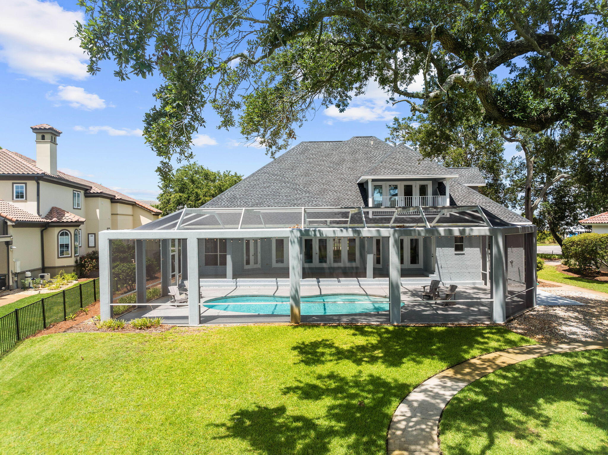 Grand Cove in Driftwood Estates - Residential