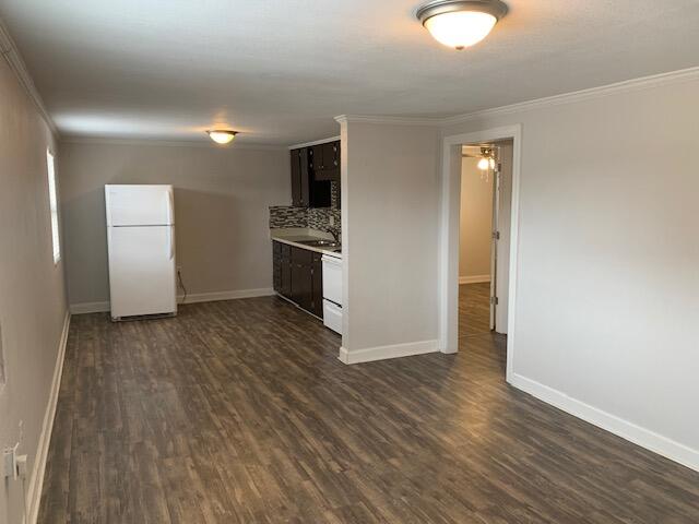 Parkway Apartments - Residential Lease