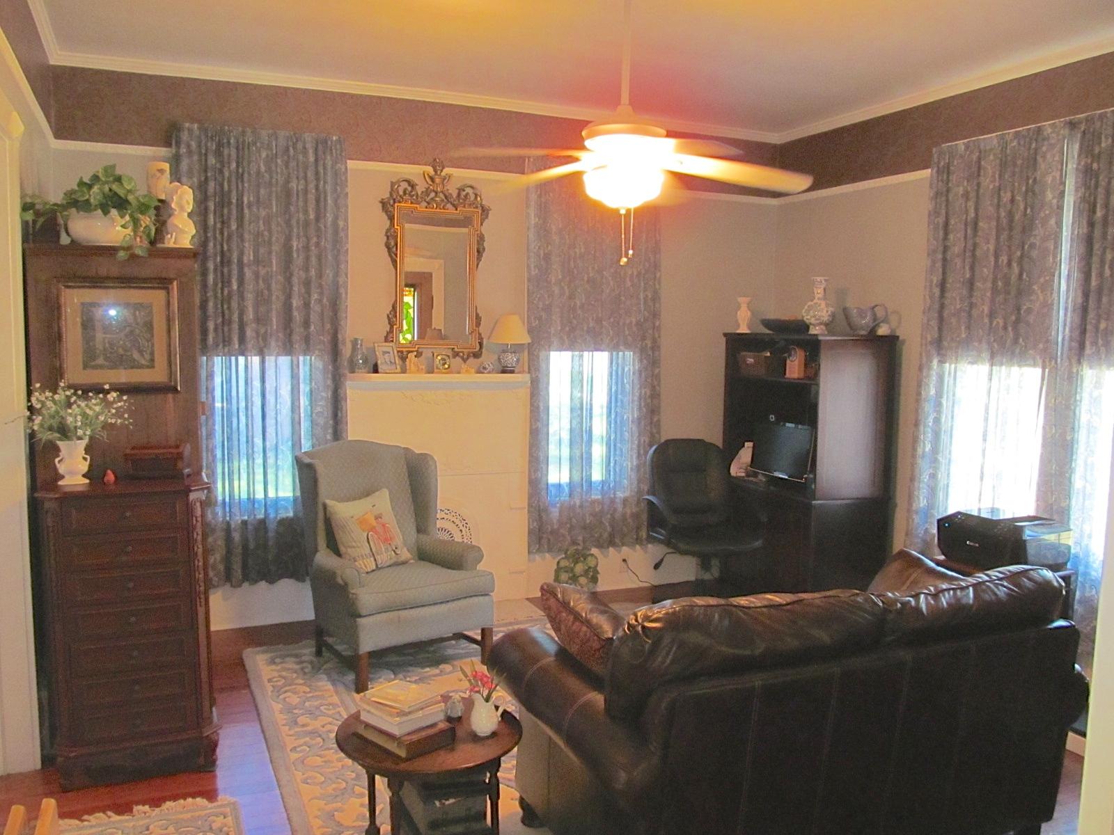 TOWN OF DEFUNIAK SPRINGS - Residential