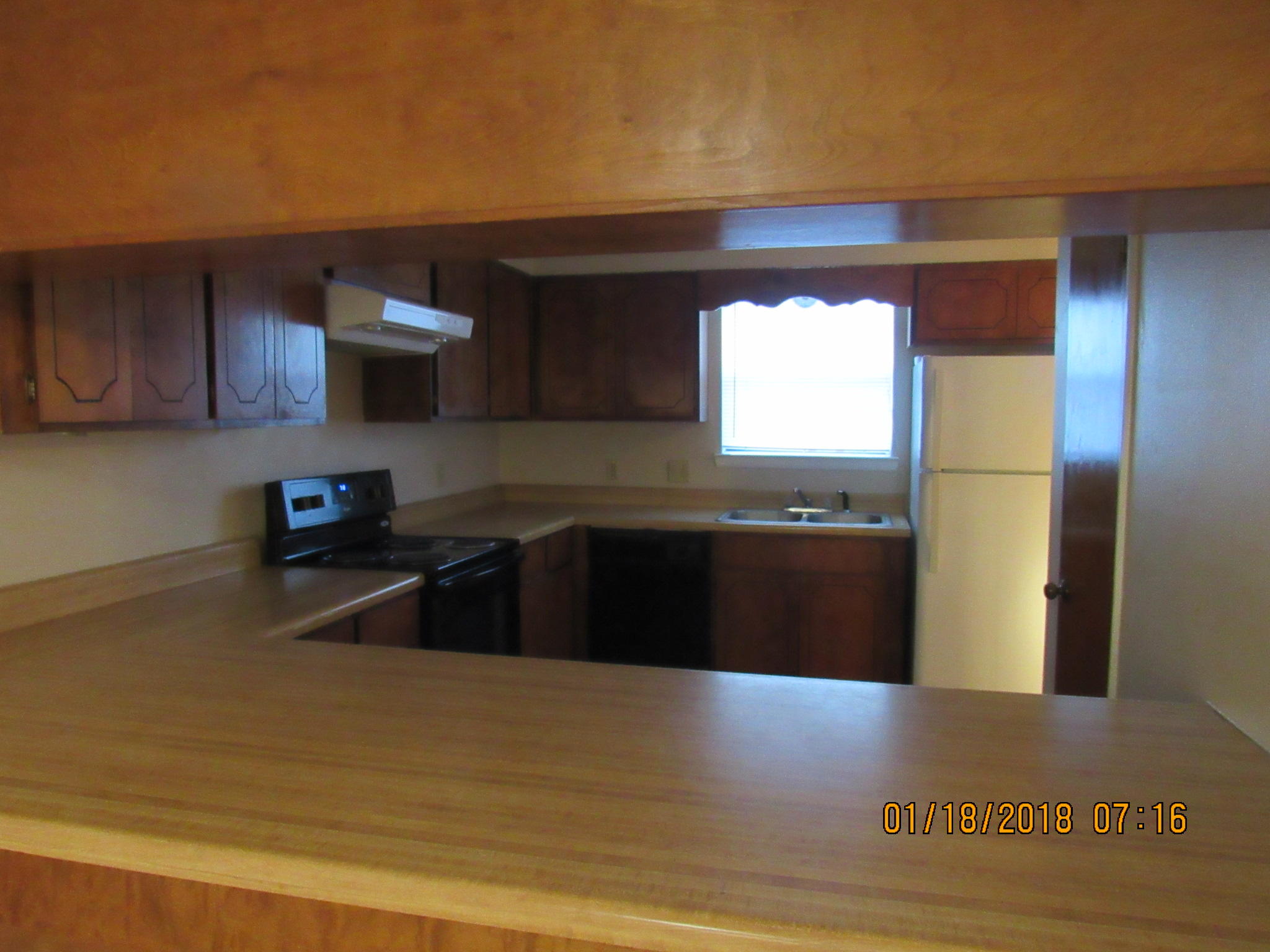 WHISPERING OAKS - Residential Lease