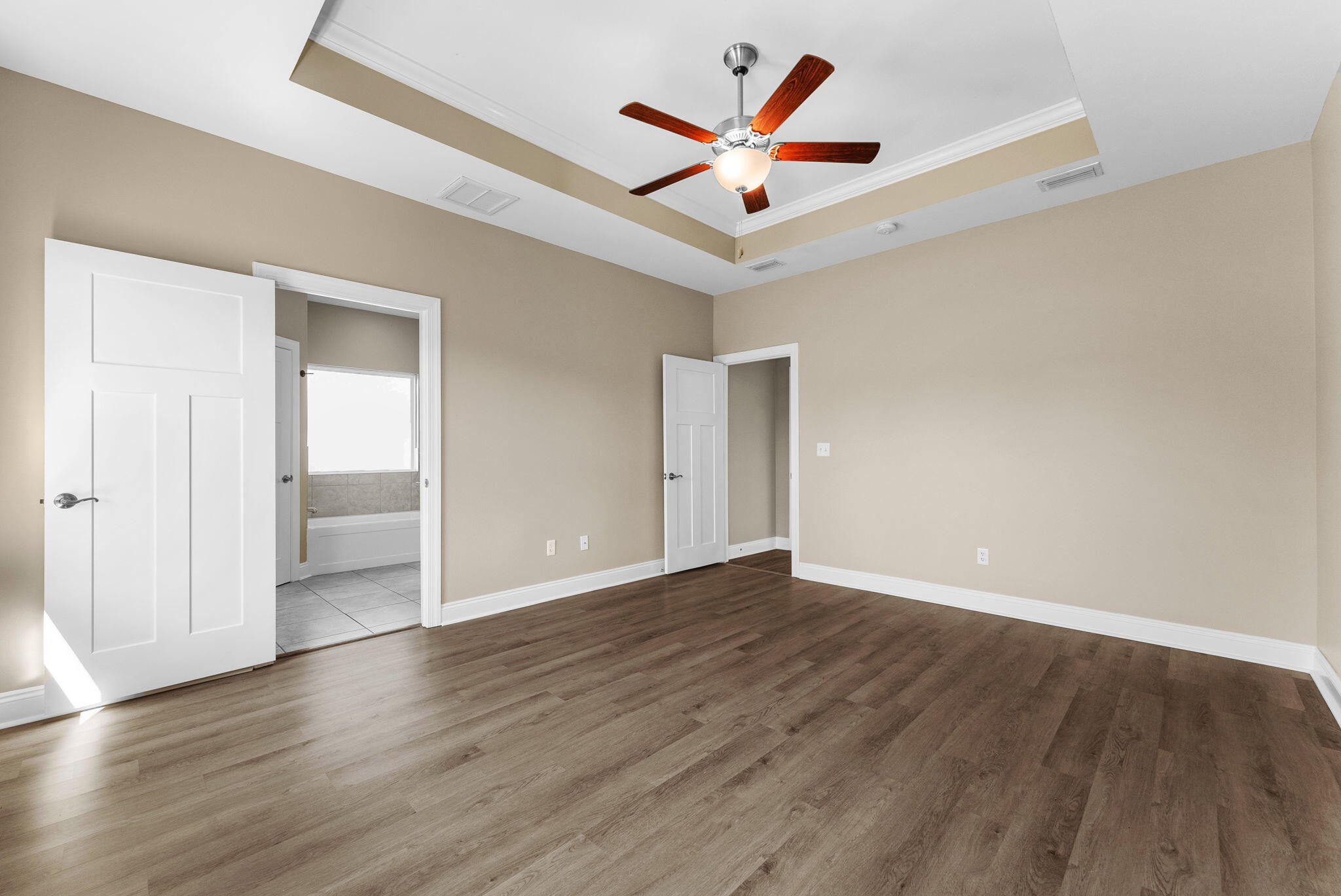 CROSS CREEK - Residential