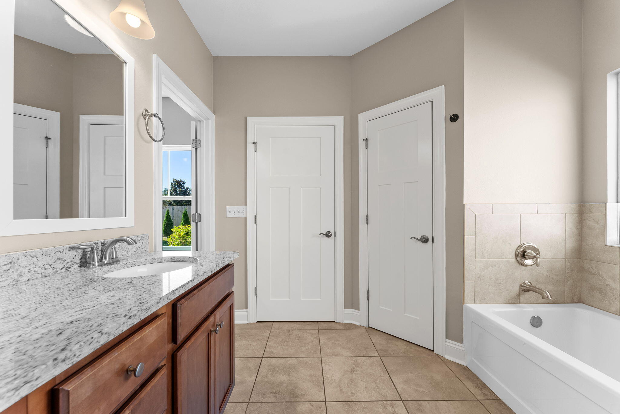CROSS CREEK - Residential