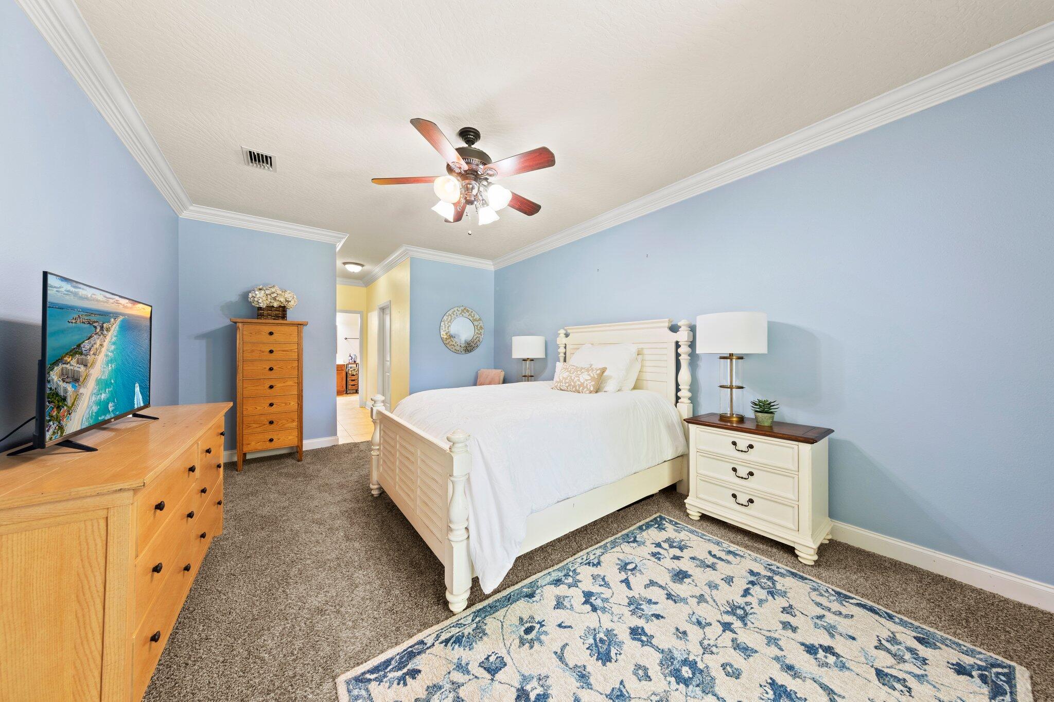 WOODLAND ACRES LOT 5 BLK D - Residential
