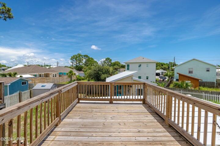 HOLIDAY BEACH UNIT 06 - Residential