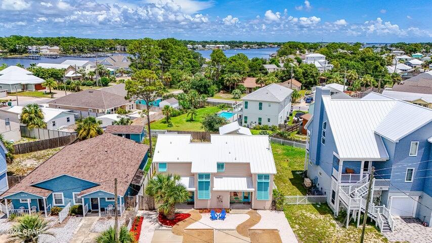 HOLIDAY BEACH UNIT 06 - Residential