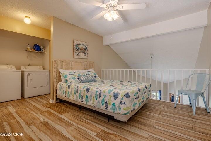 HOLIDAY BEACH UNIT 06 - Residential