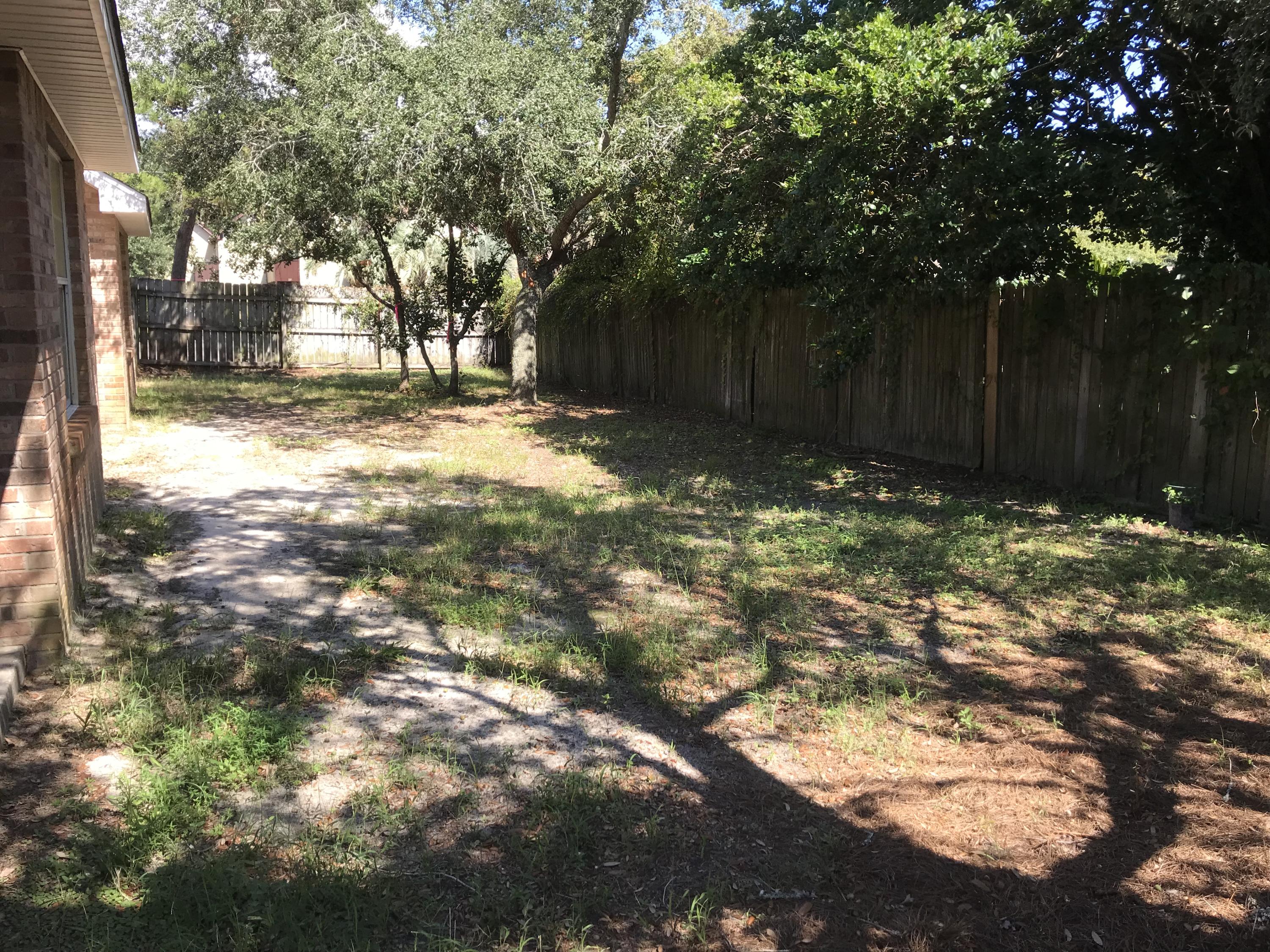 INDIAN TRAIL ESTATES - Residential