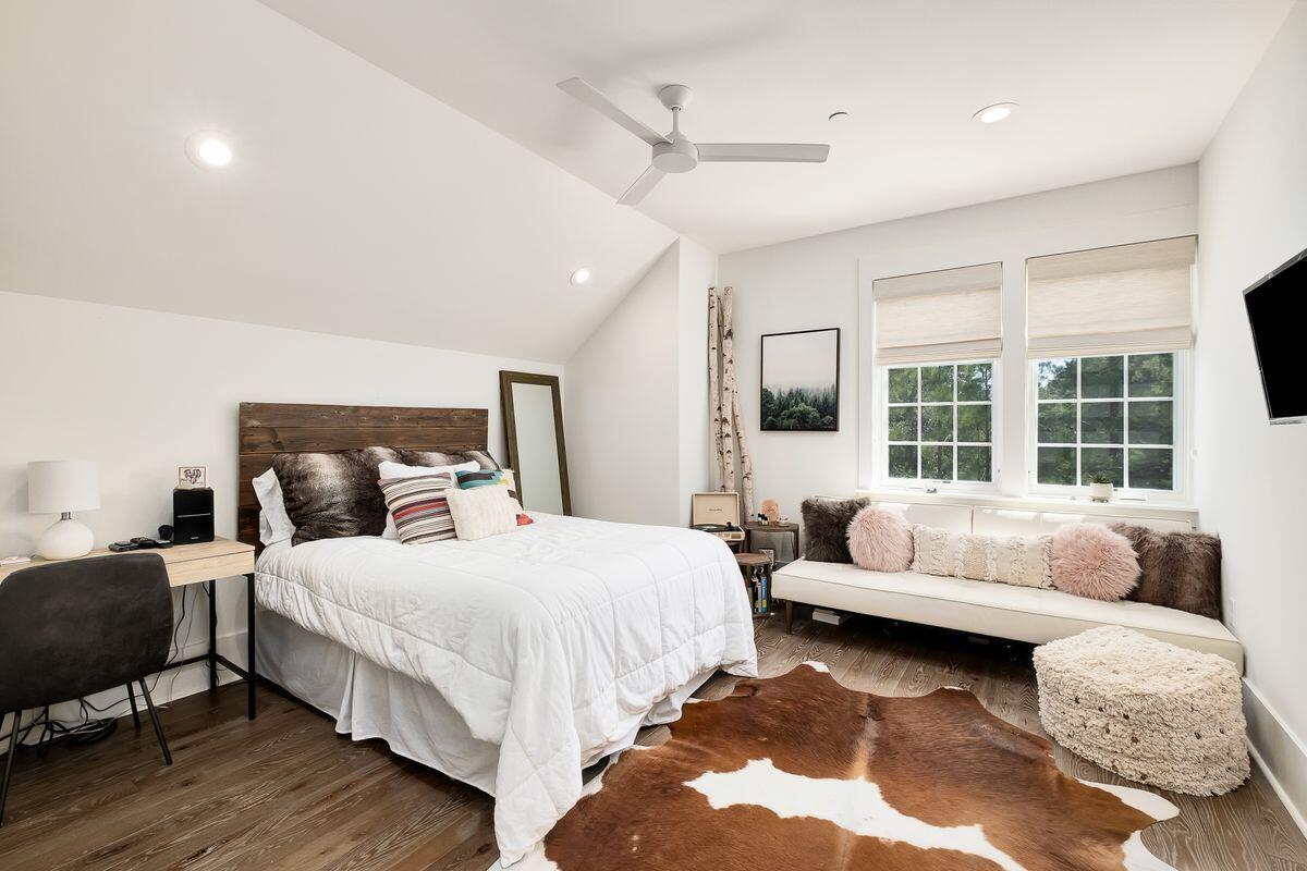 DRAPER LAKE COASTAL VILLAGE - Residential