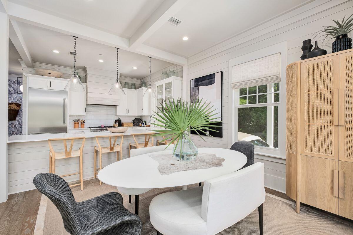 DRAPER LAKE COASTAL VILLAGE - Residential