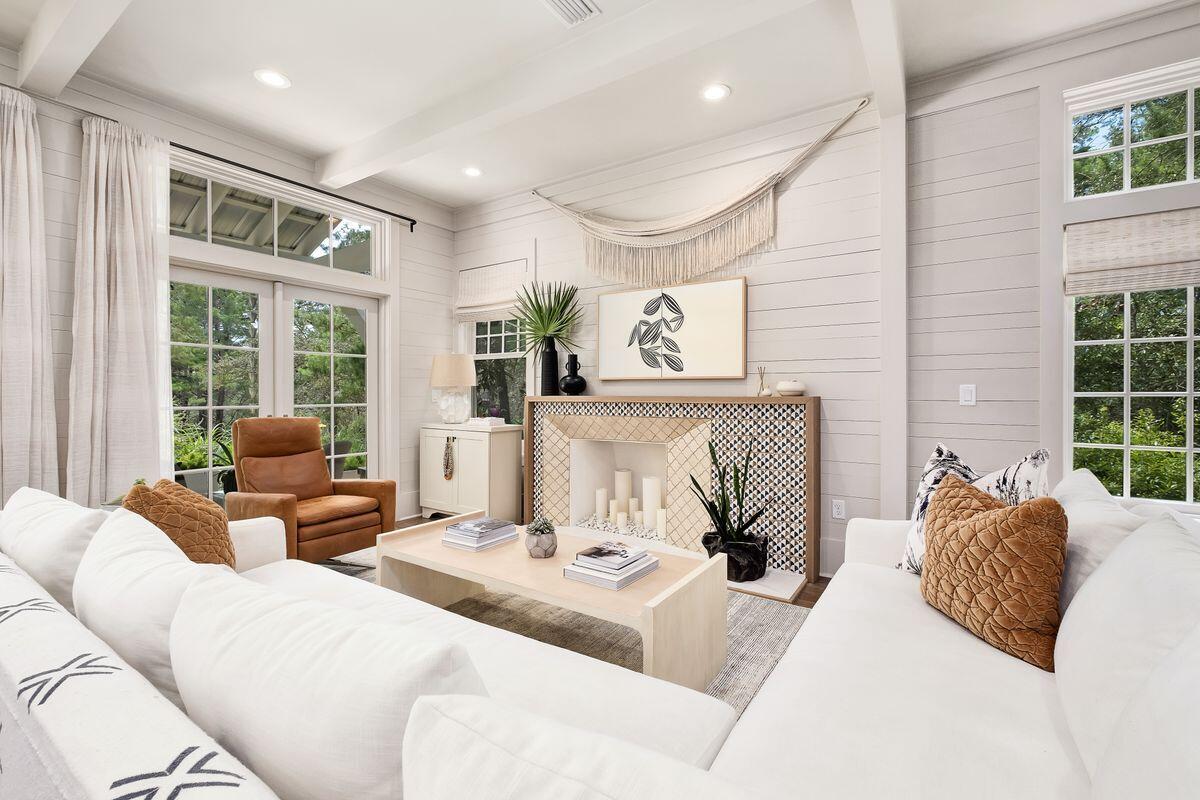 DRAPER LAKE COASTAL VILLAGE - Residential