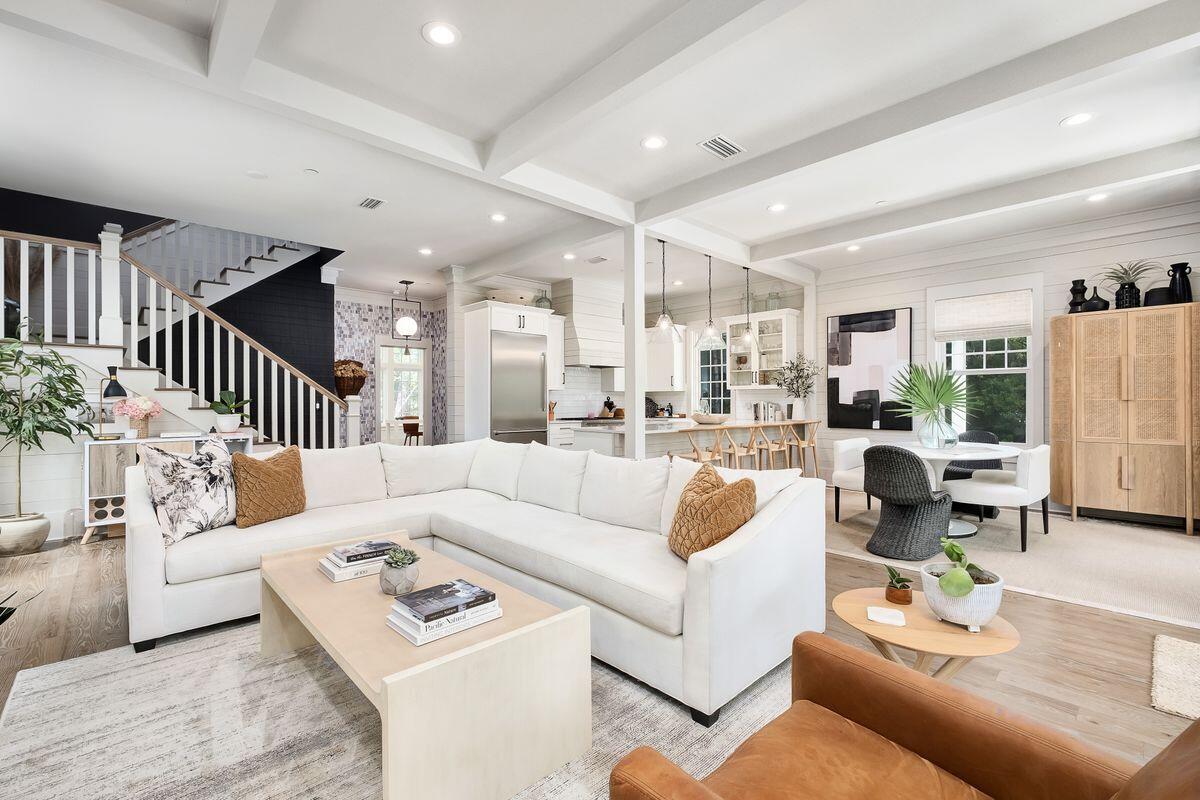 DRAPER LAKE COASTAL VILLAGE - Residential