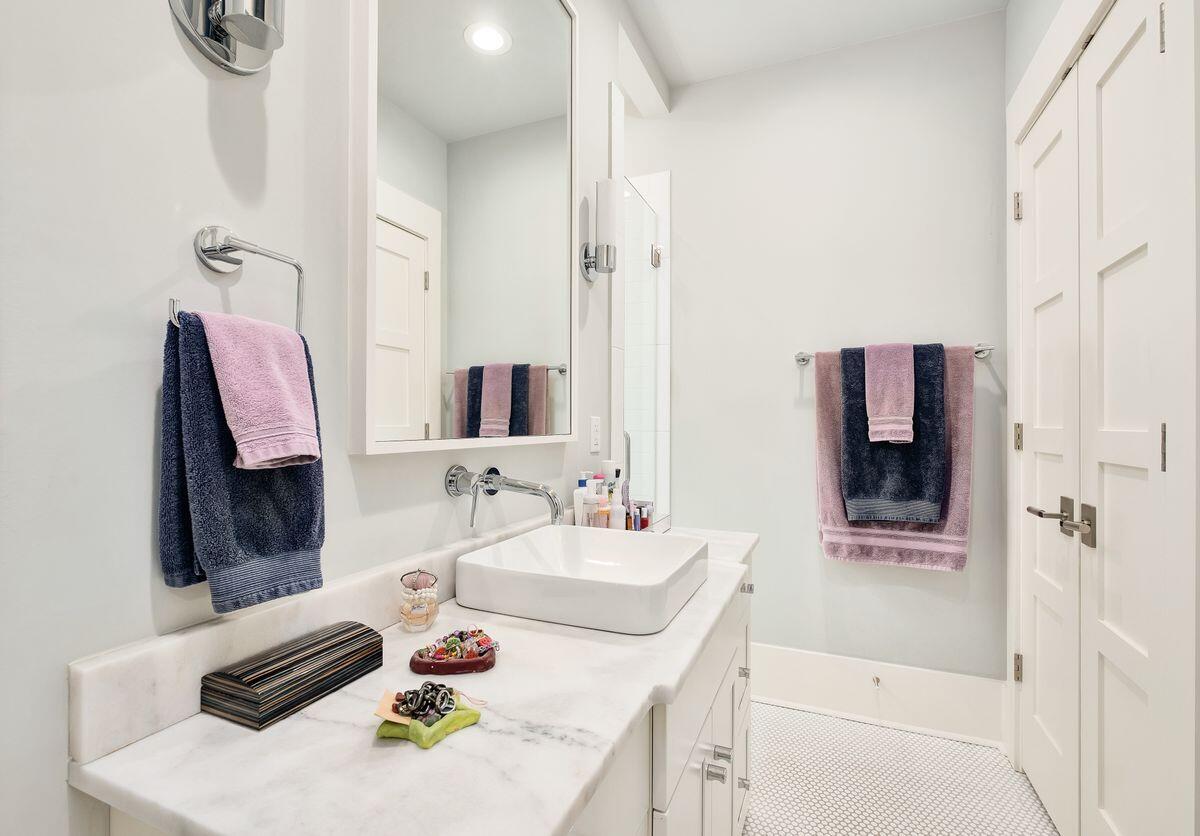 DRAPER LAKE COASTAL VILLAGE - Residential