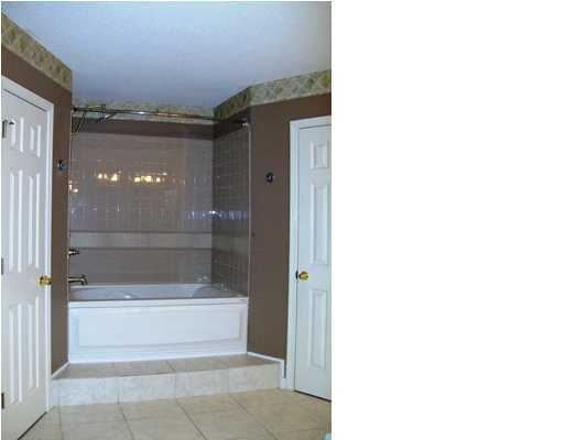 MARTHA'S COVE - Residential Lease