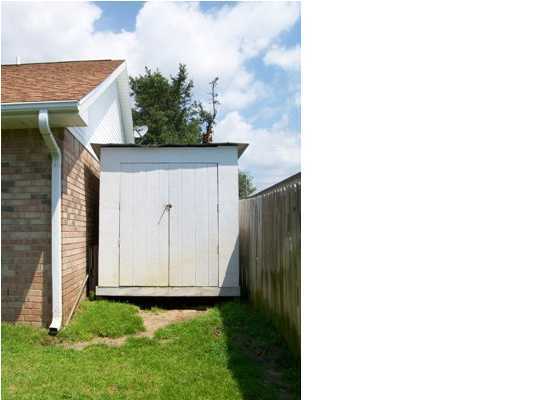 MARTHA'S COVE - Residential Lease