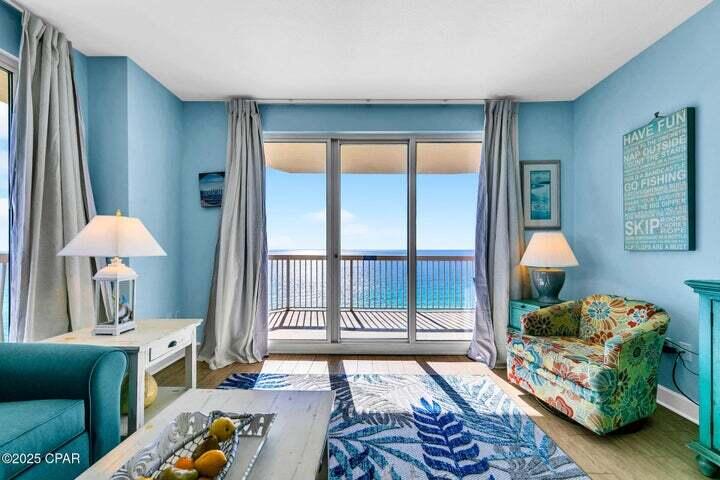 SUNRISE BEACH - Residential